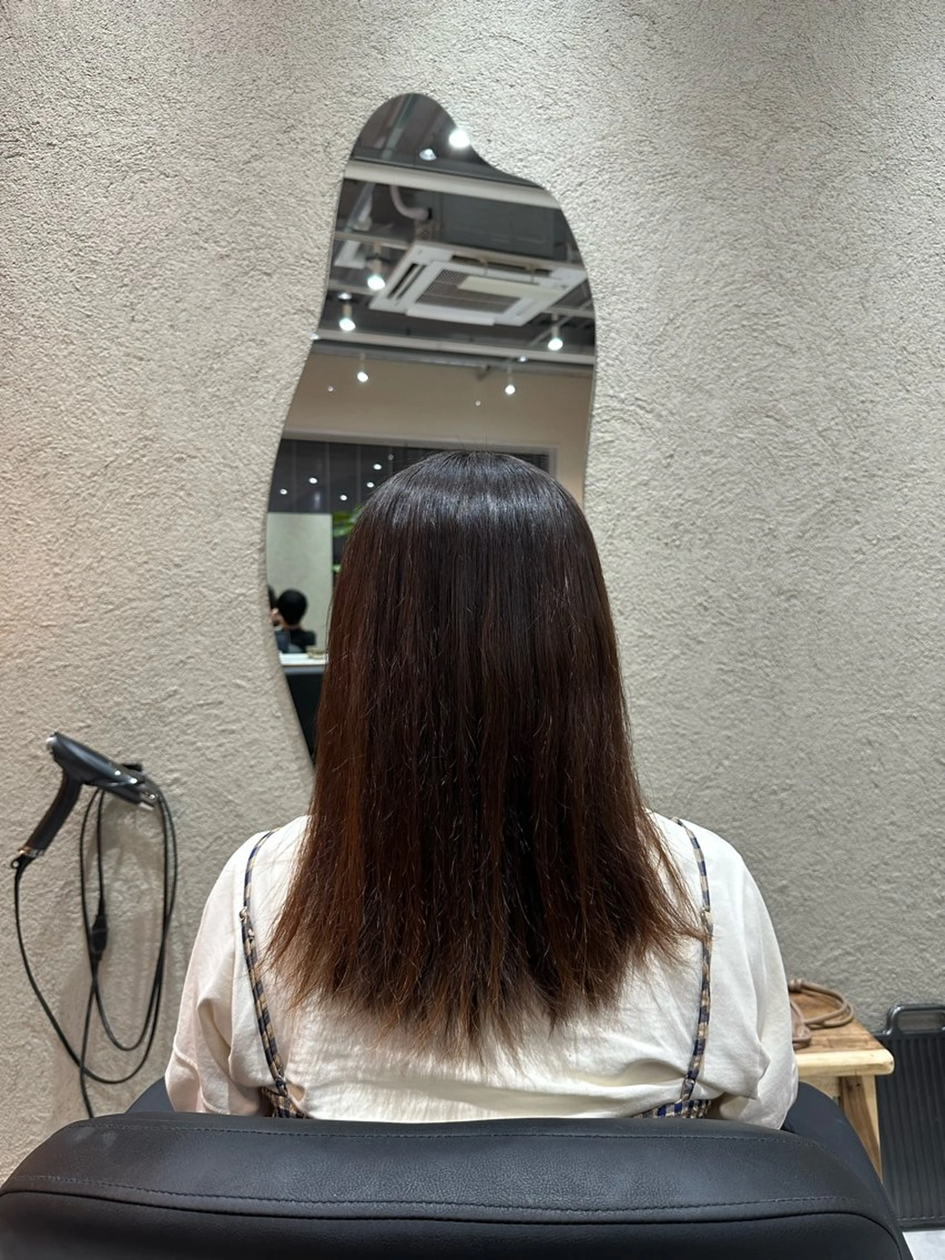 ミディアム ［  ］Shiro所属・Shiro RENのヘアスタイル