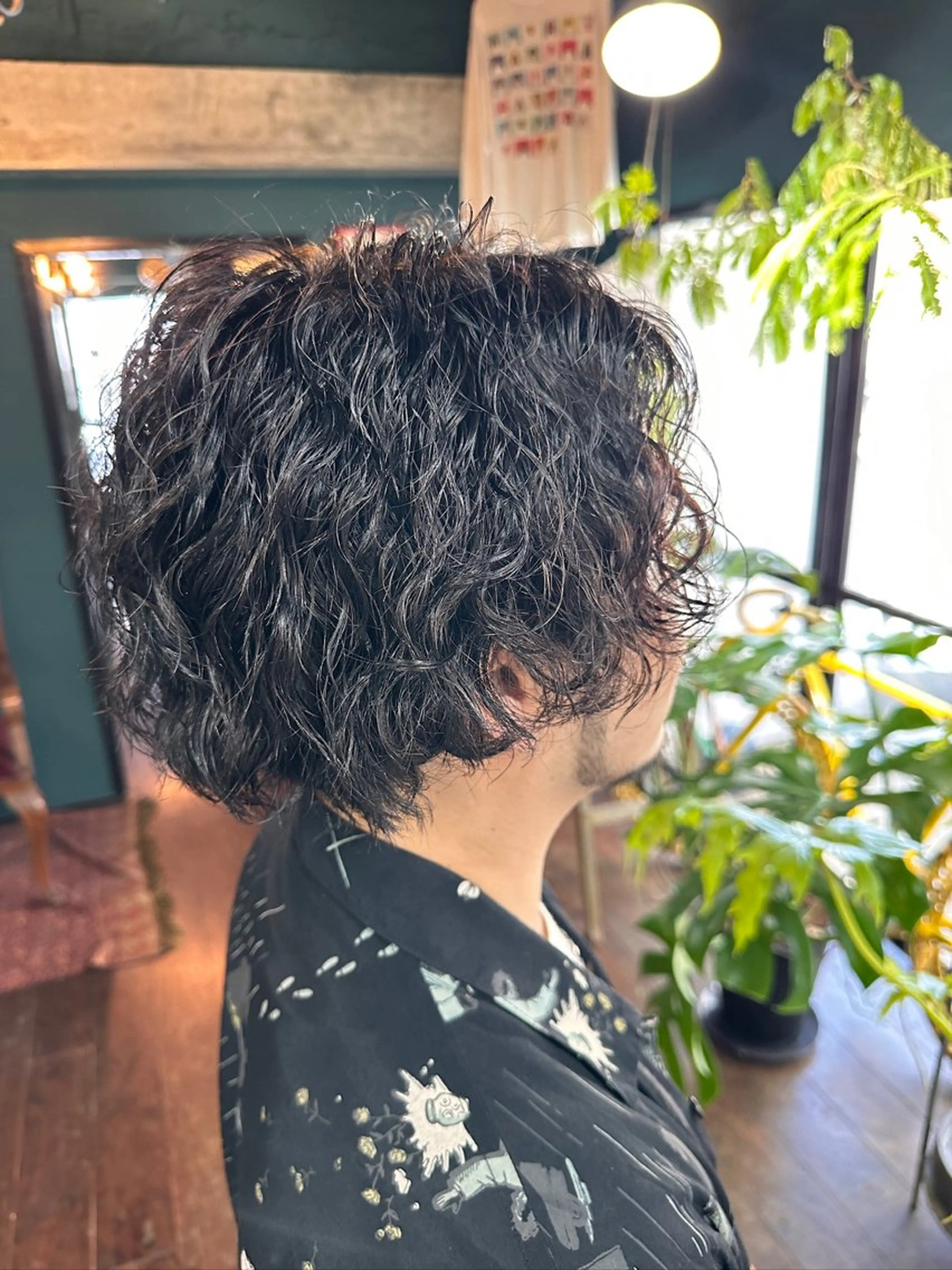 ショート パーマ メンズ 仲村 真里奈のヘアスタイル