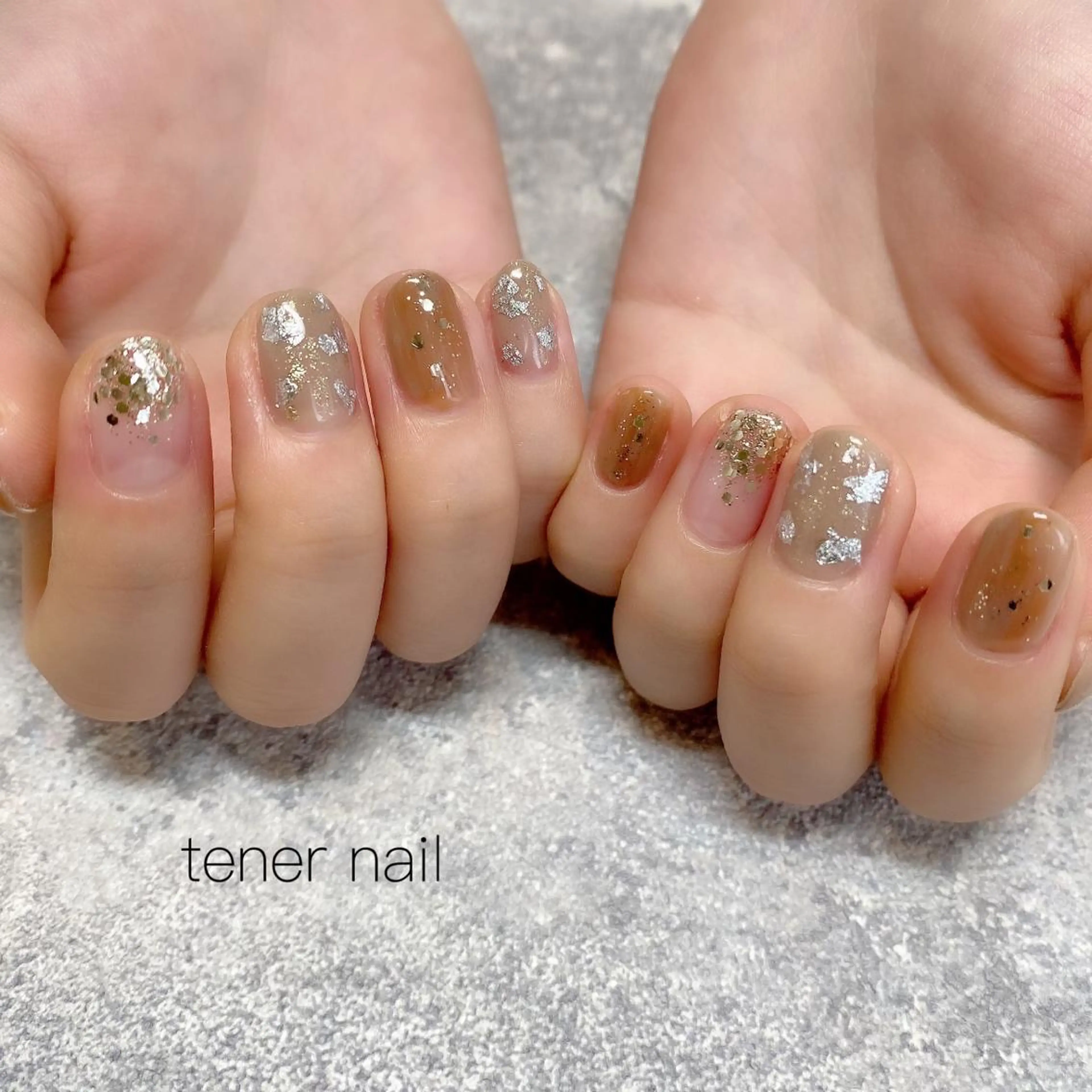 ネイル ブラウン ニュアンスネイル テネルネイル tener nailのネイルデザイン
