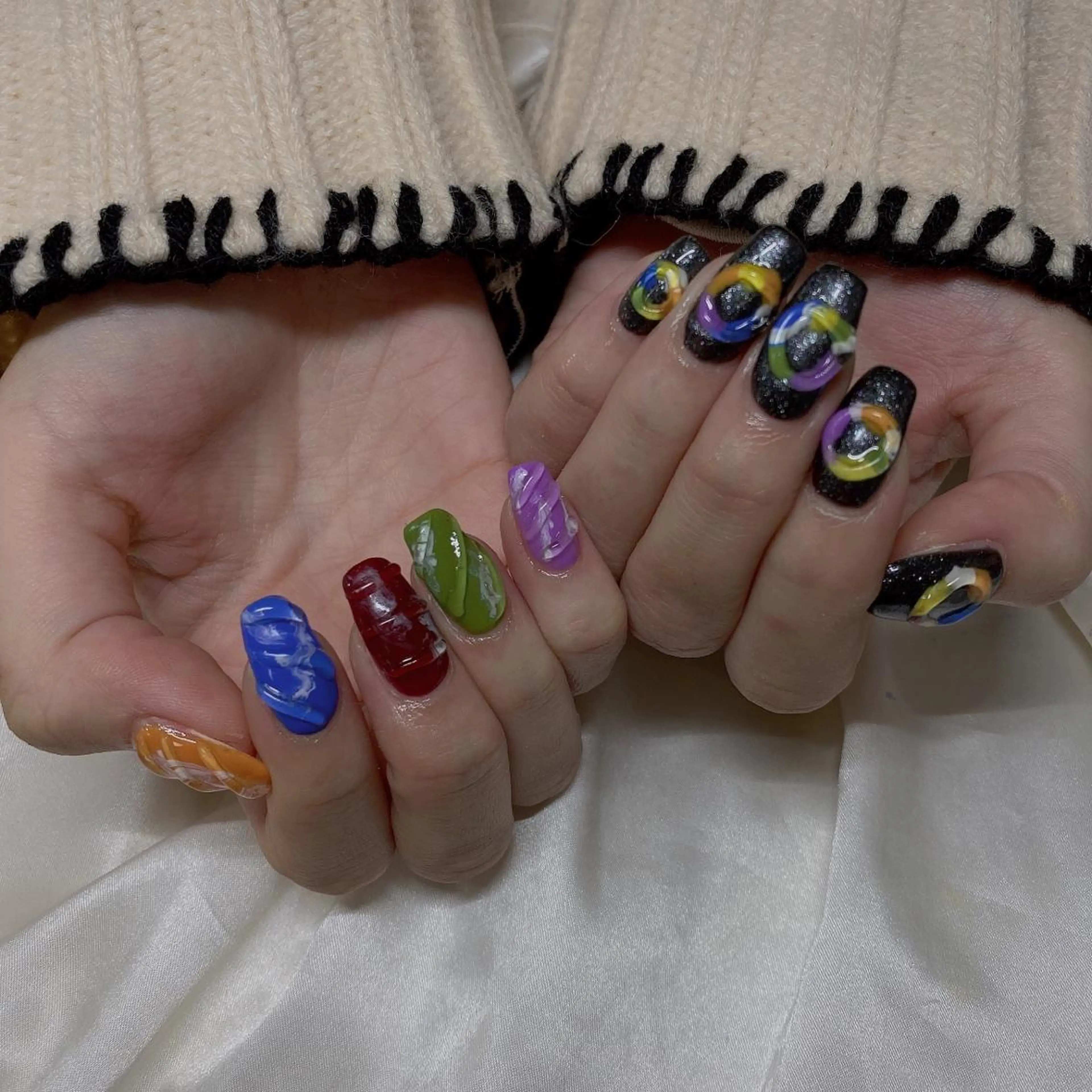 ネイル ハンドネイル VIVIAN リサのネイルデザイン