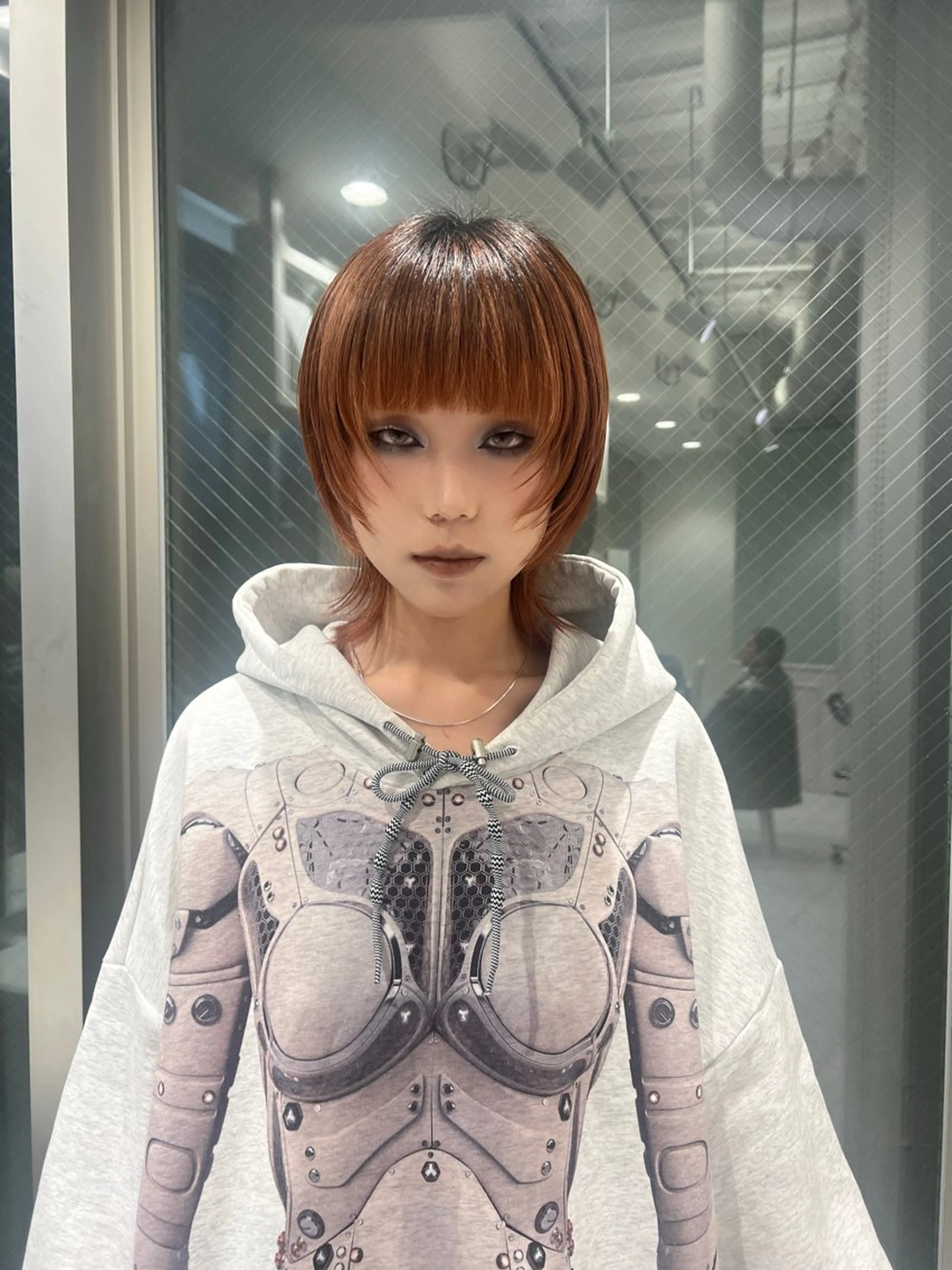 ミディアム ウルフカット ウルフカット/ ハイトーン/作山葵のヘアスタイル