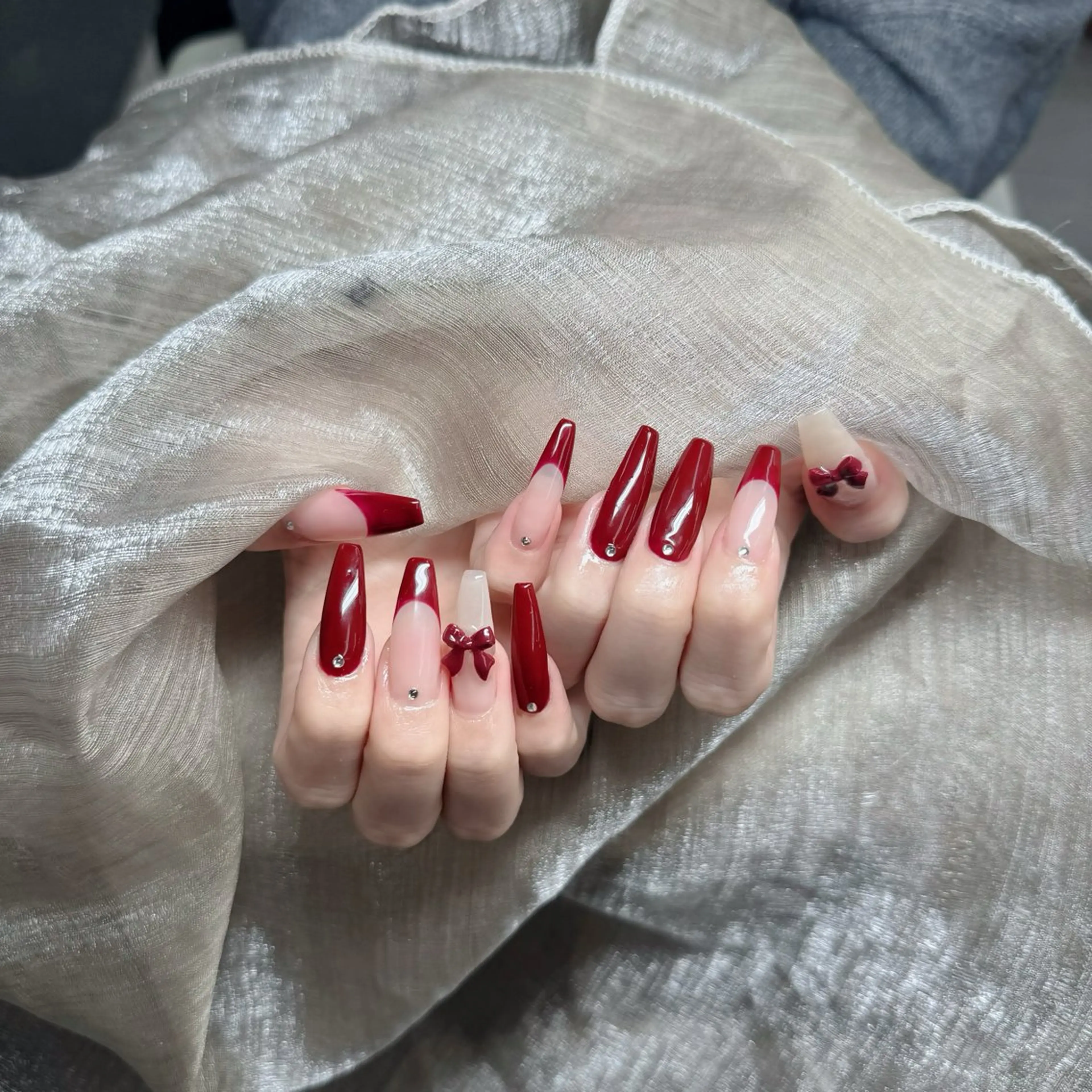 ネイル ジェルネイル 韓国ネイル マグネットネイル ネイルチップ 冬ネイル Lenie Nail Salonのネイルデザイン