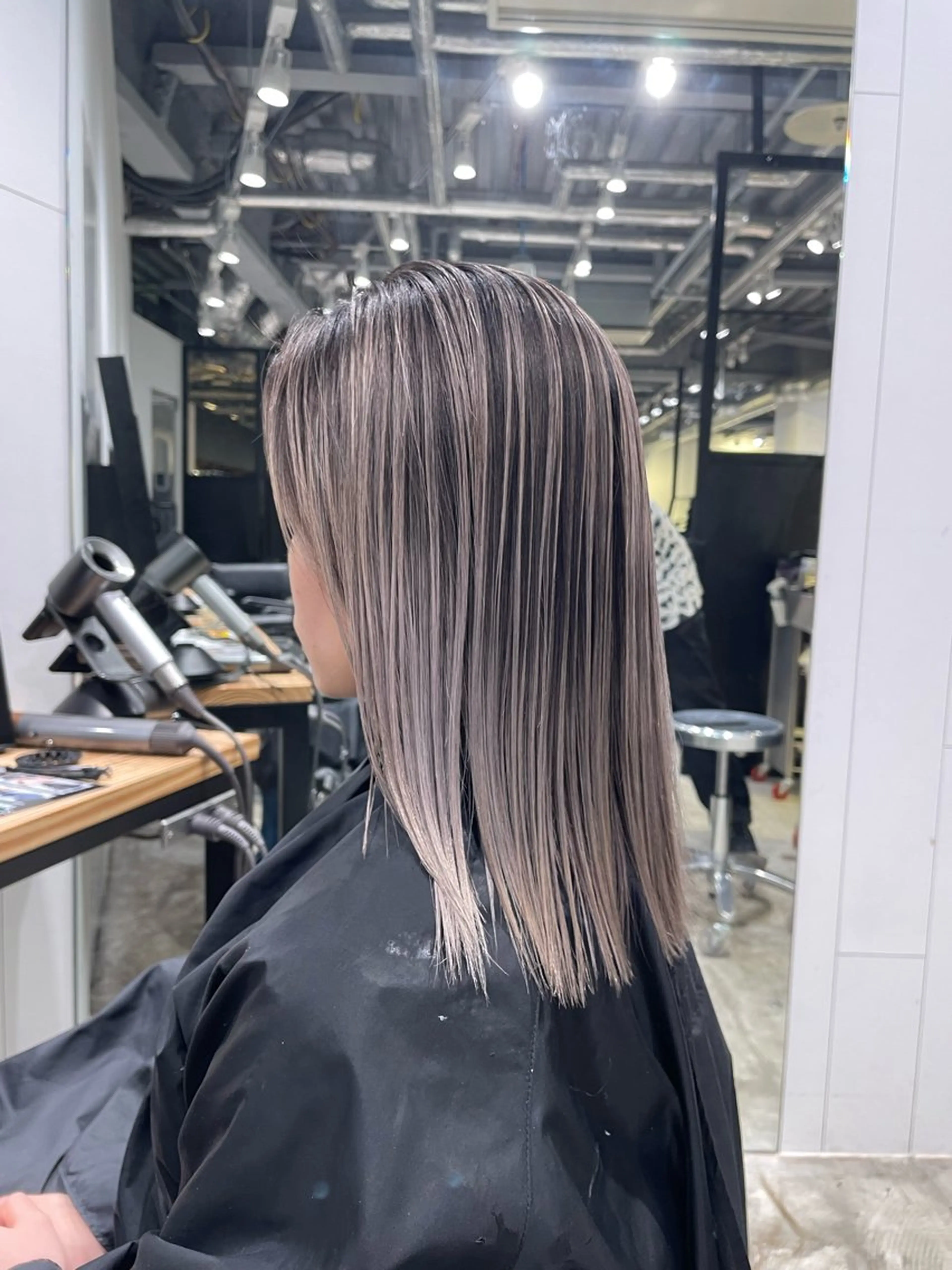 カラー ヘアカラー 池谷 玲哉のヘアスタイル