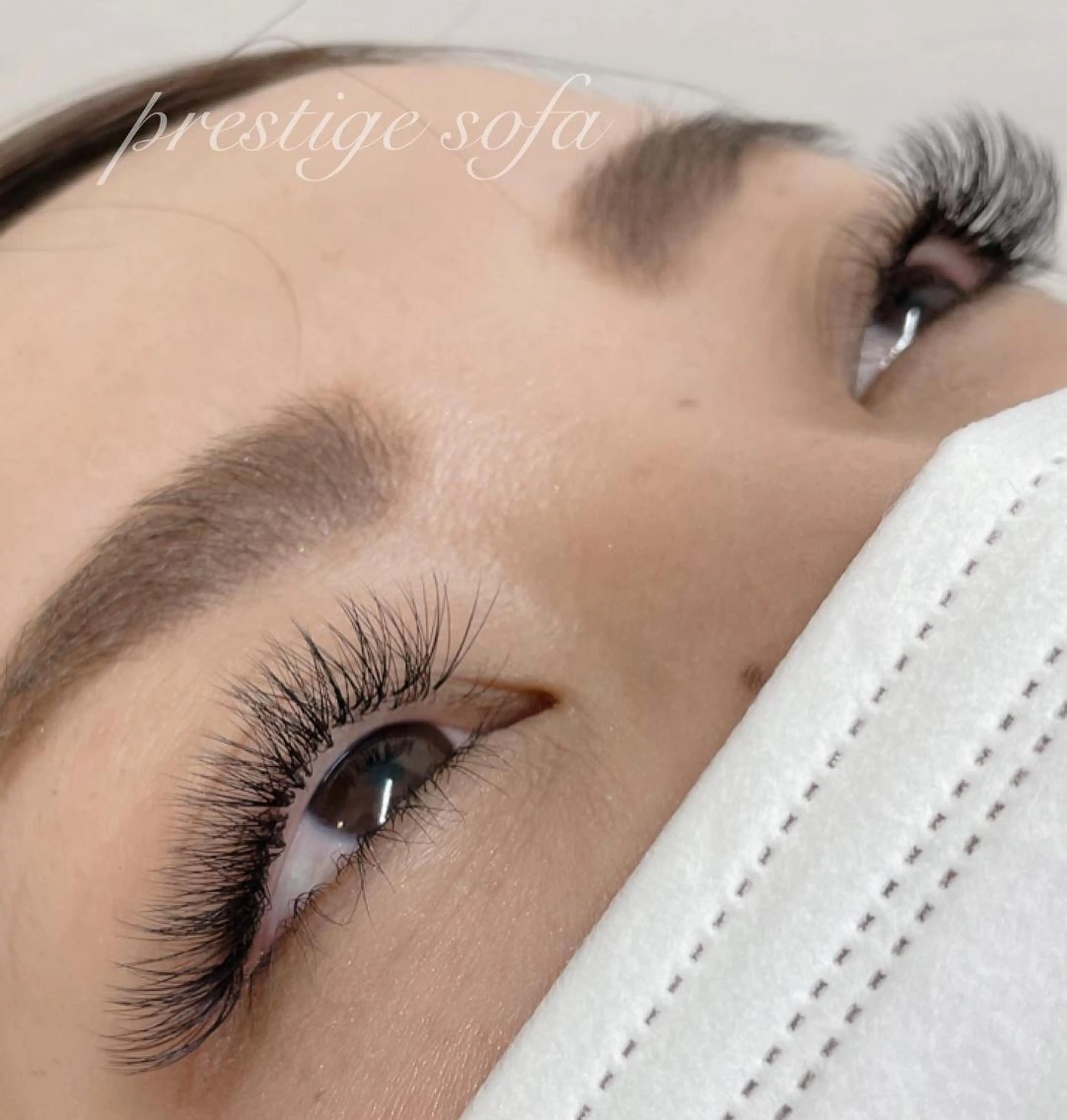 ネイル マツエク・マツパ まつげパーマ ボリュームラッシュ 長さ出し ジェルネイル ニュアンスネイル 髙橋 敦子のネイルデザイン