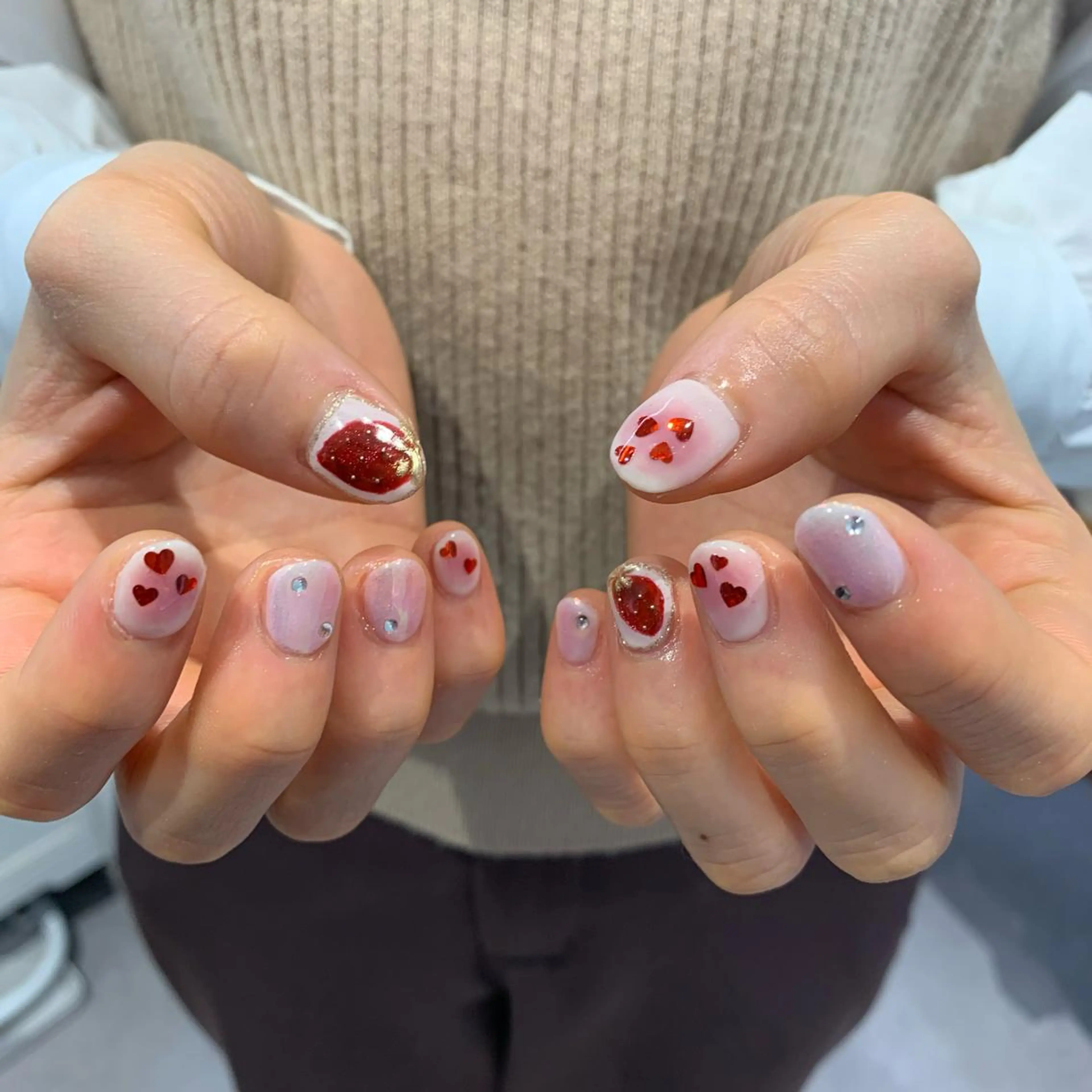 ネイル マキノ ユイのネイルデザイン