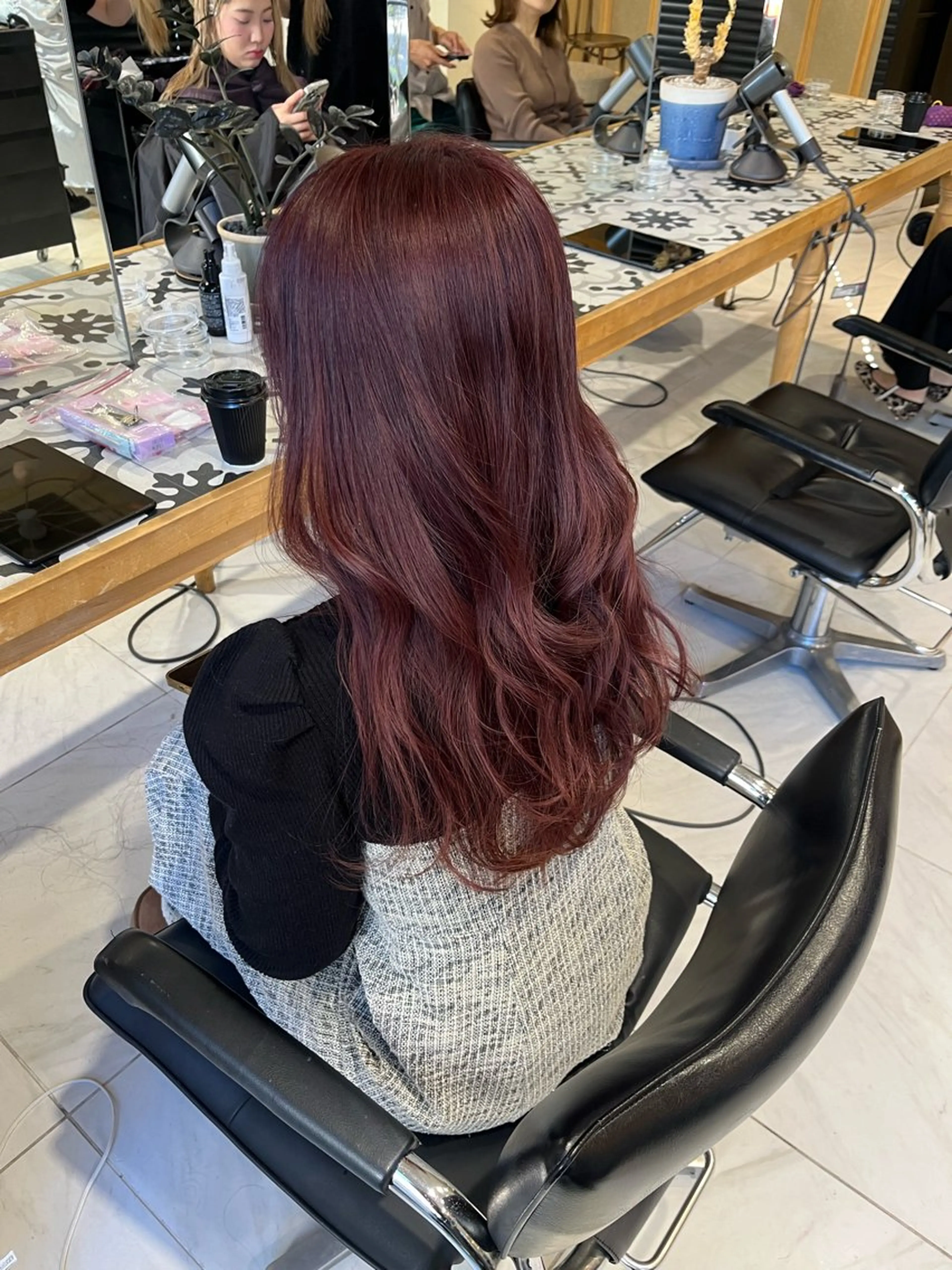 ロング カラー ラベンダーカラー ピンクカラー ヘアカラー トリートメント ナミ🩶暗髪/暖色 ❤️/透明感/縮毛のヘアスタイル