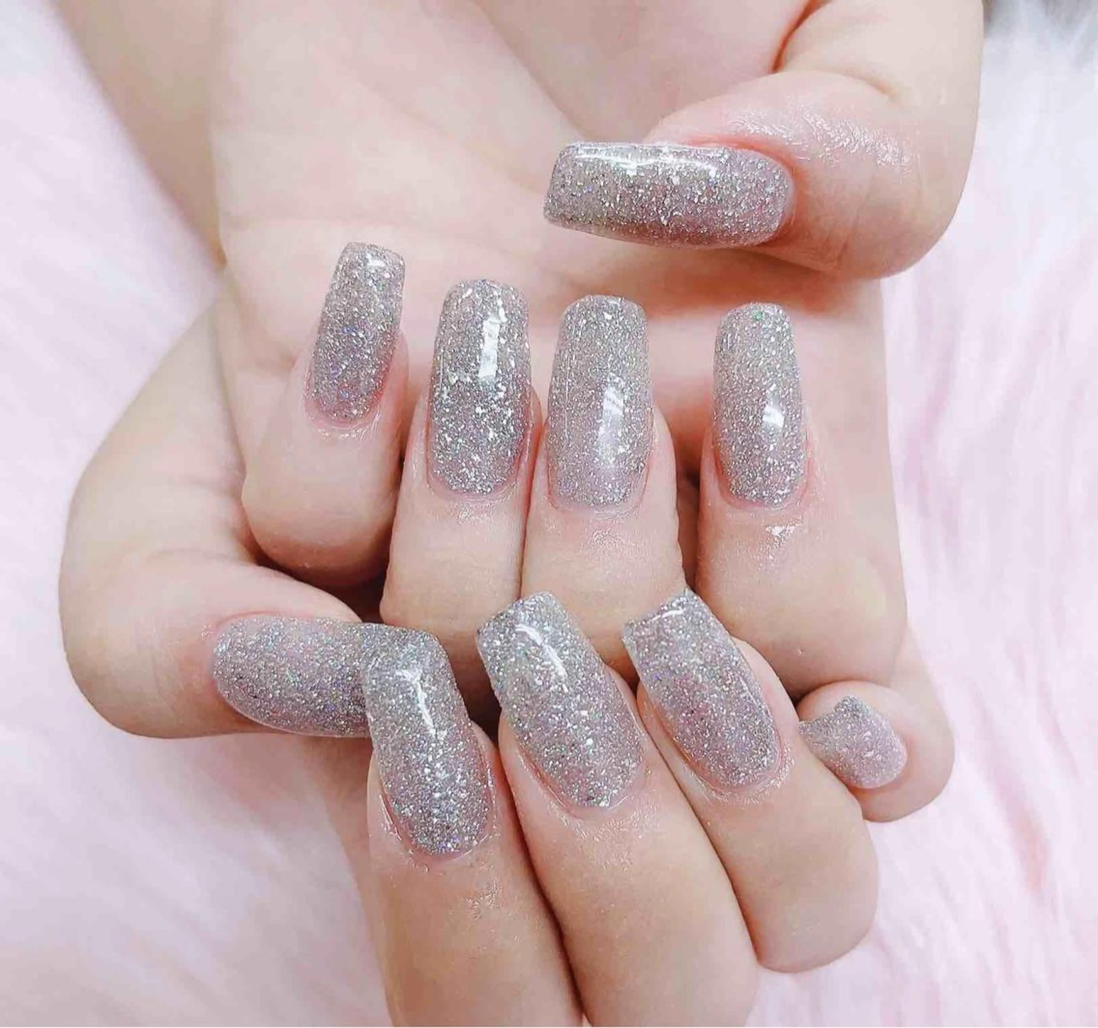 ネイル ハンドネイル MoonNail ユリ🌸のネイルデザイン