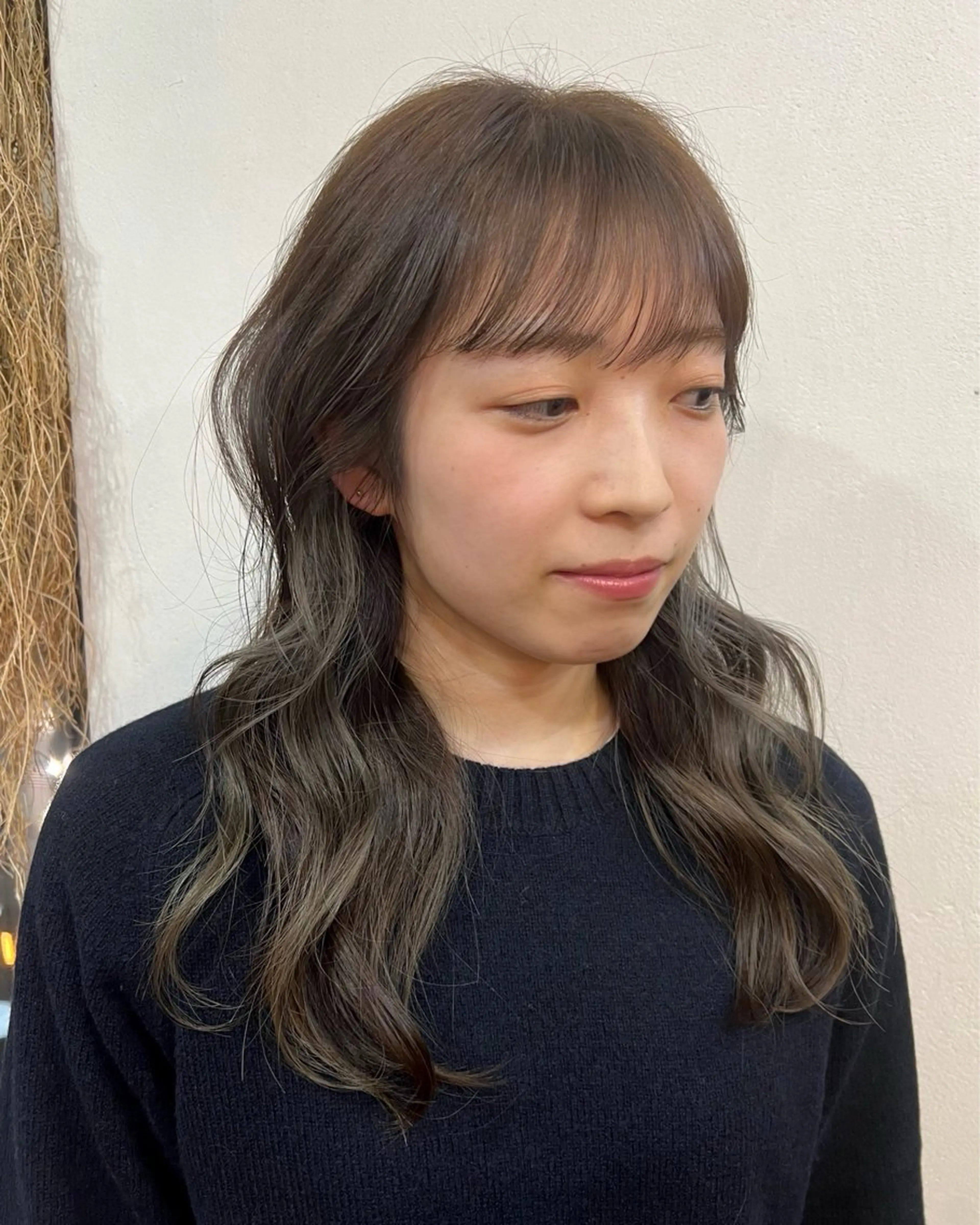 セミロング カラー イヤリングカラー グレージュ 韓国ヘア 🎀華澄のヘアスタイル