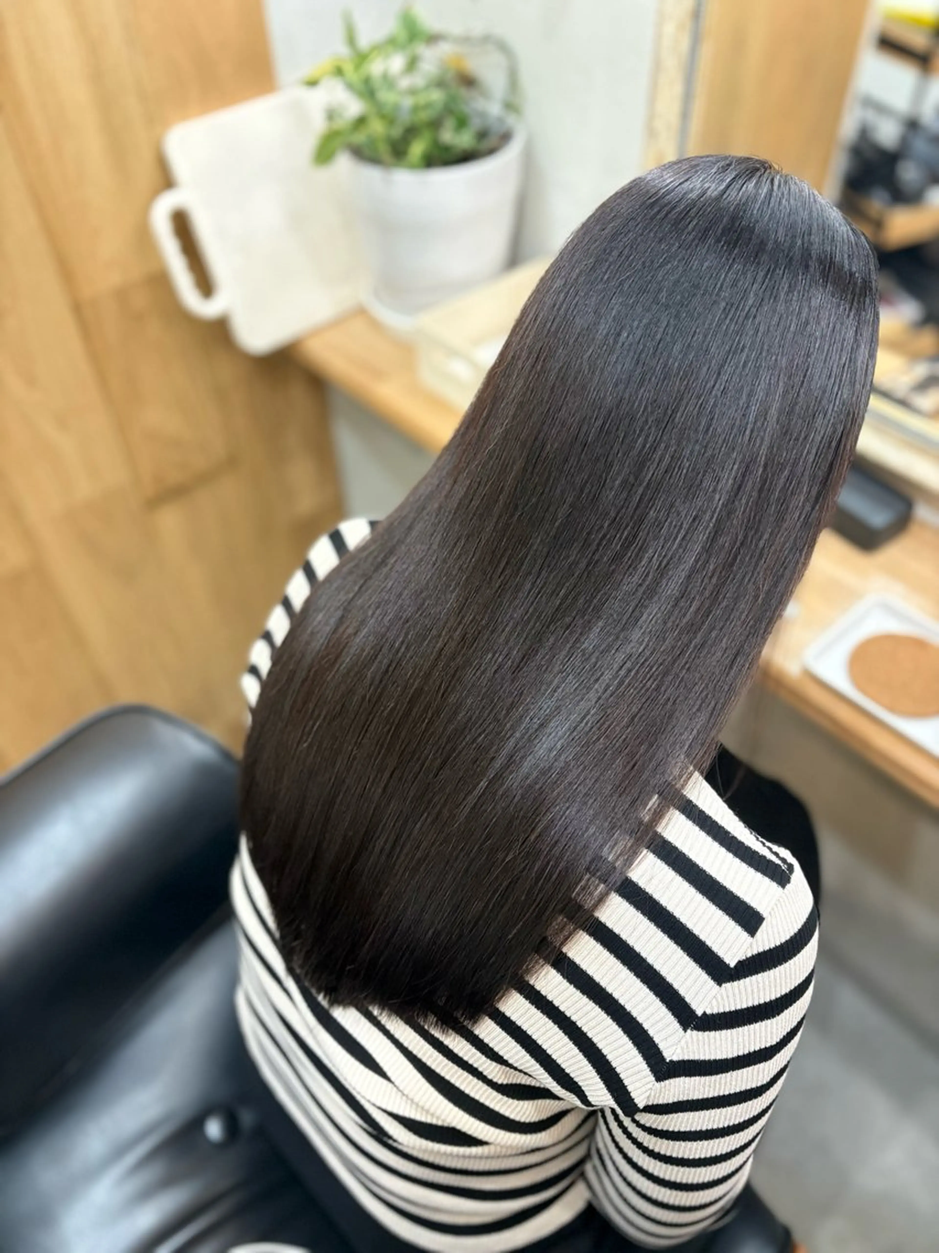 ロング カット 縮毛矯正 白鳥 正孝のヘアスタイル