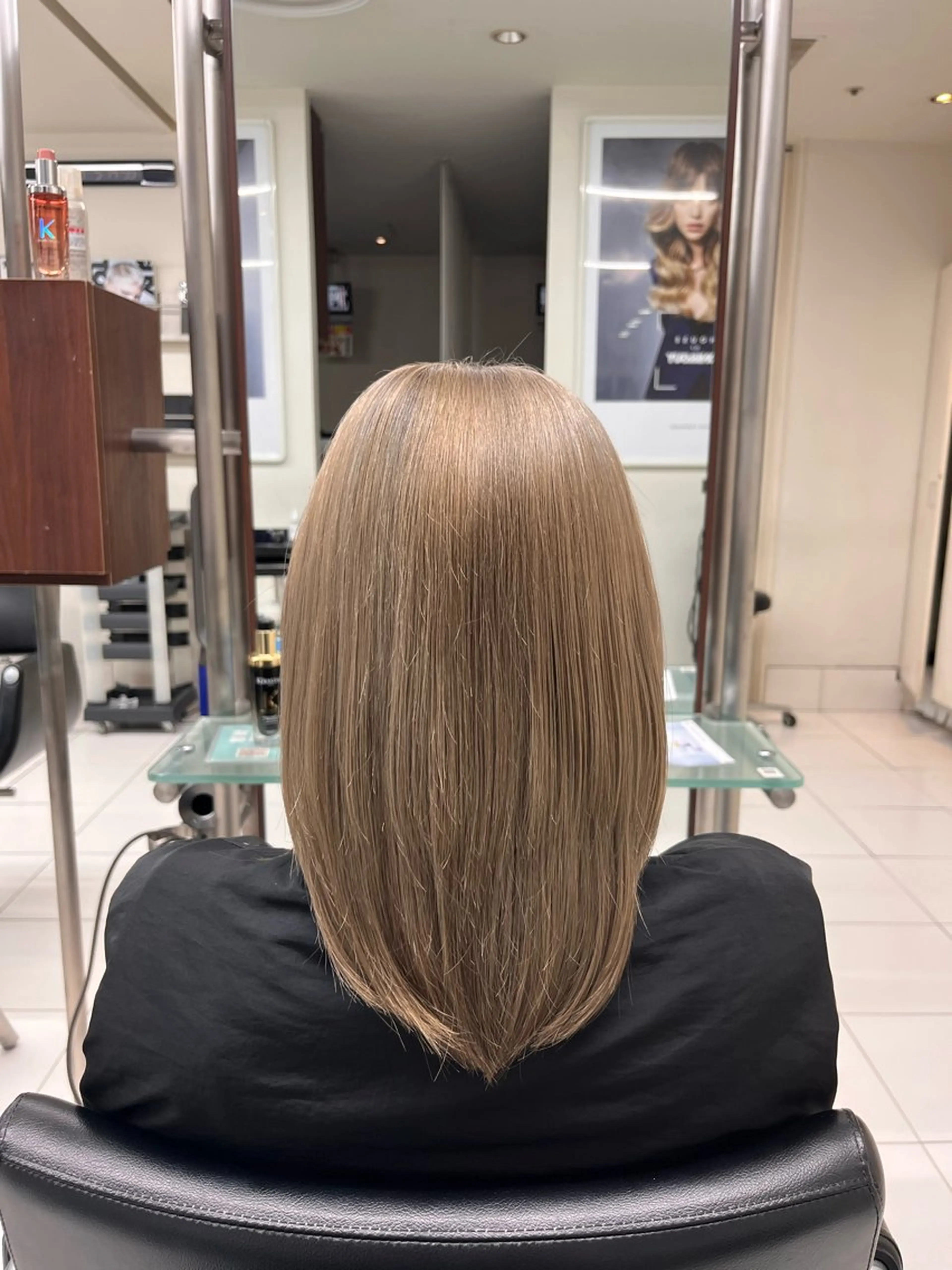 セミロング カラー 小野 達己のヘアスタイル