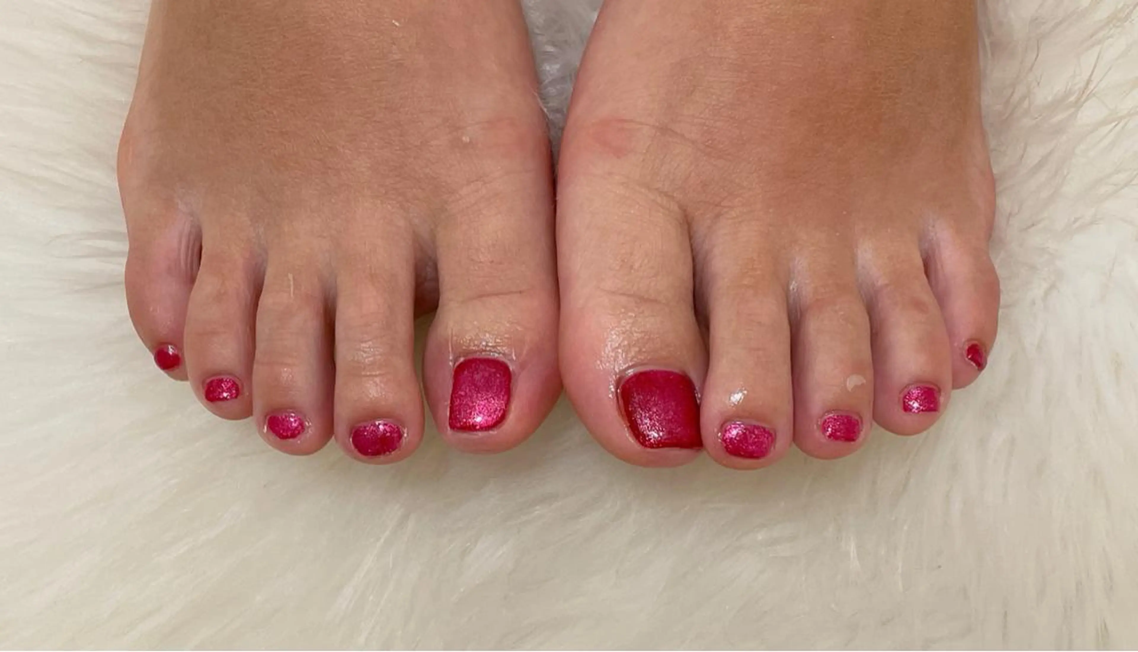 ネイル オーロラネイル フラワーネイル フットネイル フレンチネイル ジェルネイル フットネイル mogunail &blowのネイルデザイン