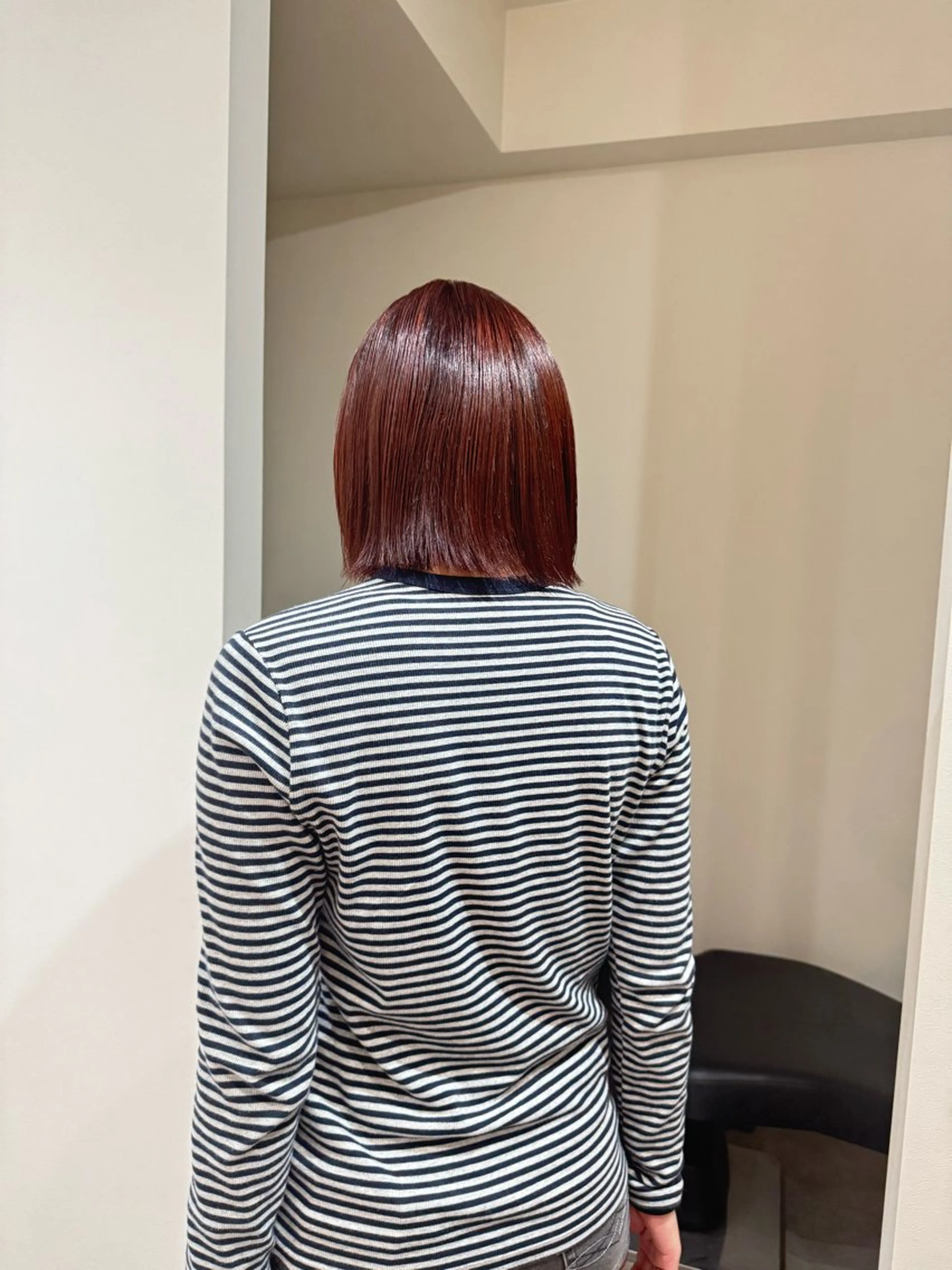 ショート カラー 大人な抜け感レイヤー remi🖤のヘアスタイル