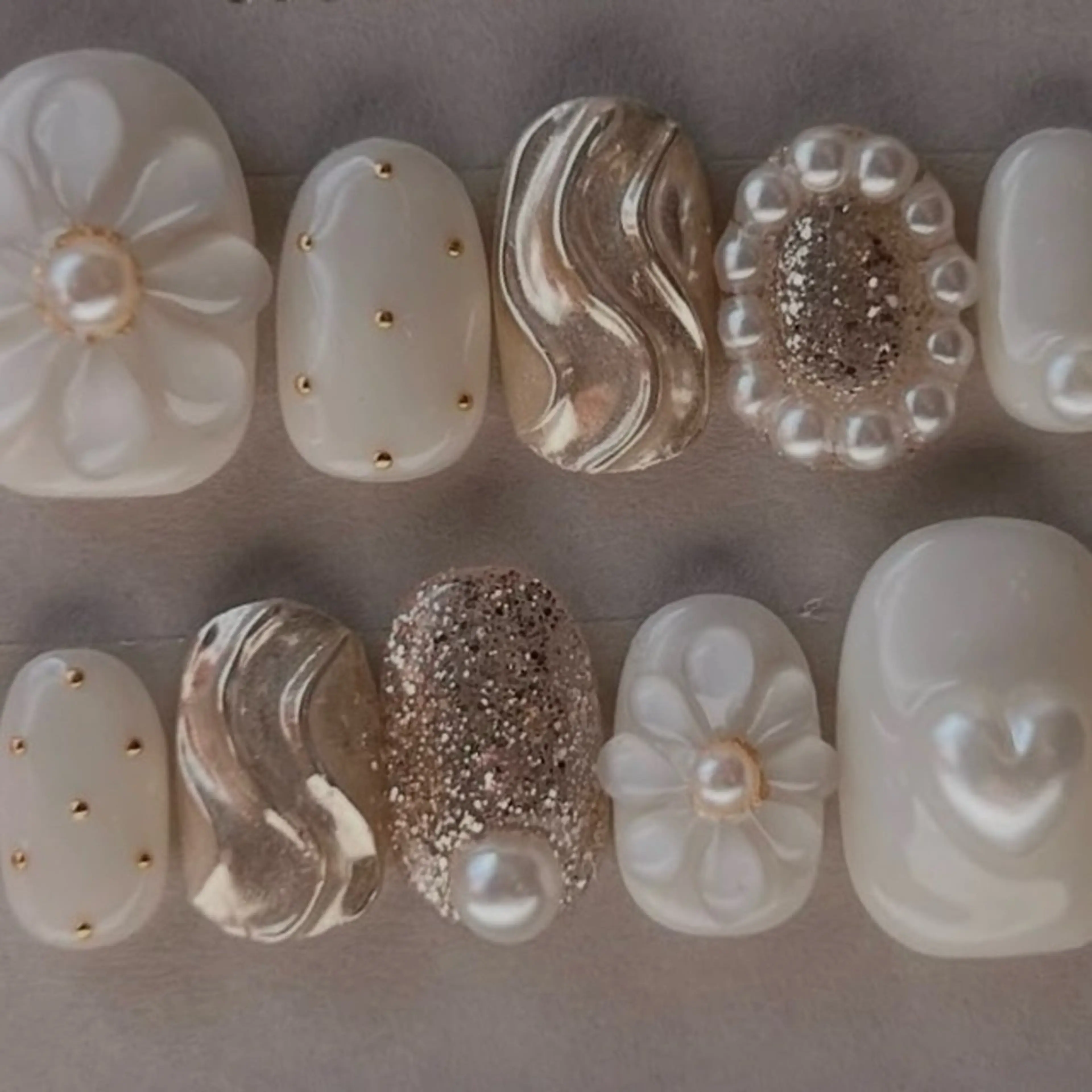 ネイル Bonnal所属・Manamǐ 個性派のネイルデザイン