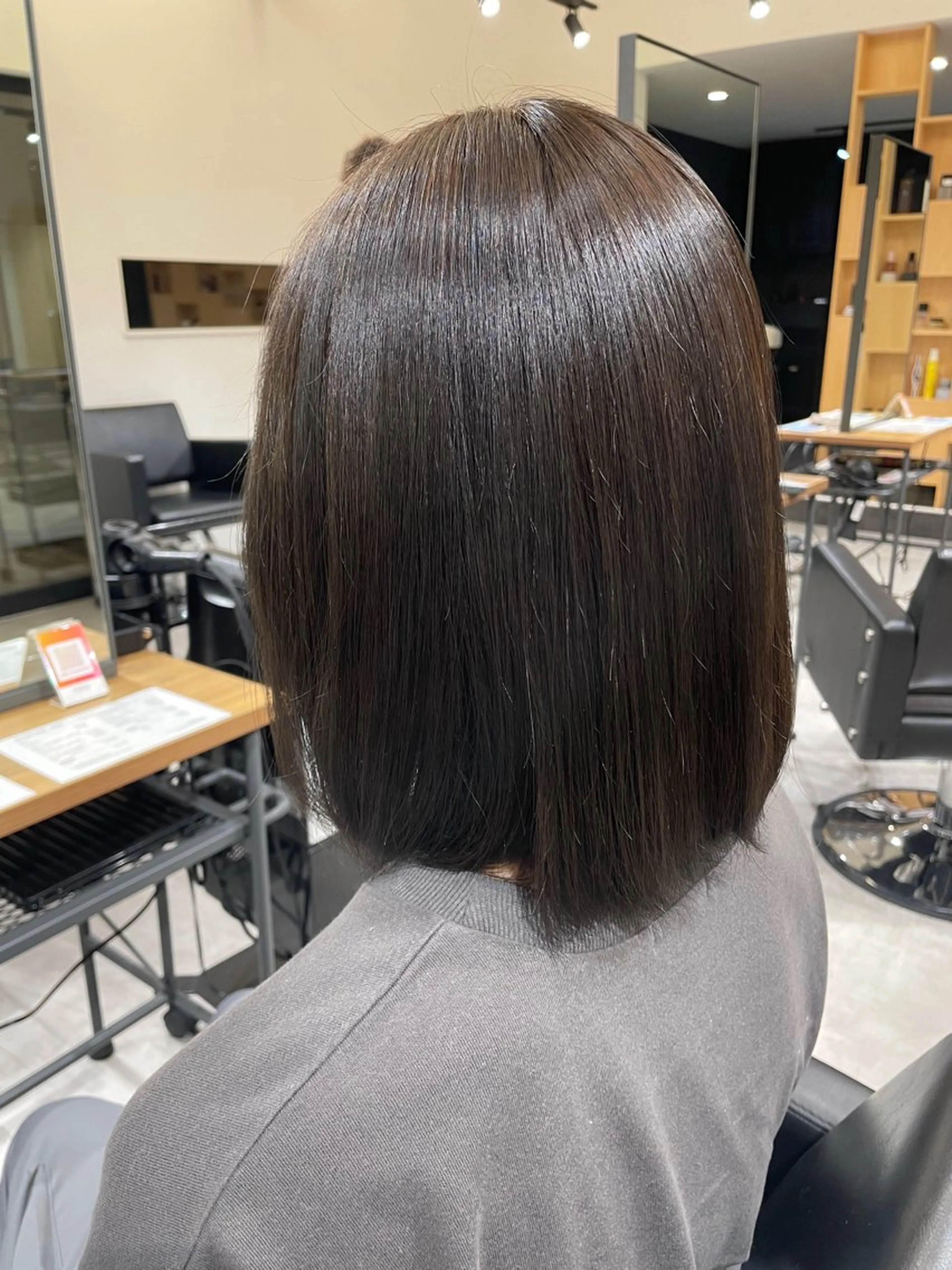 ミディアム カラー アッシュ アッシュブラウン ブラウンカラー 武田 ひよりのヘアスタイル