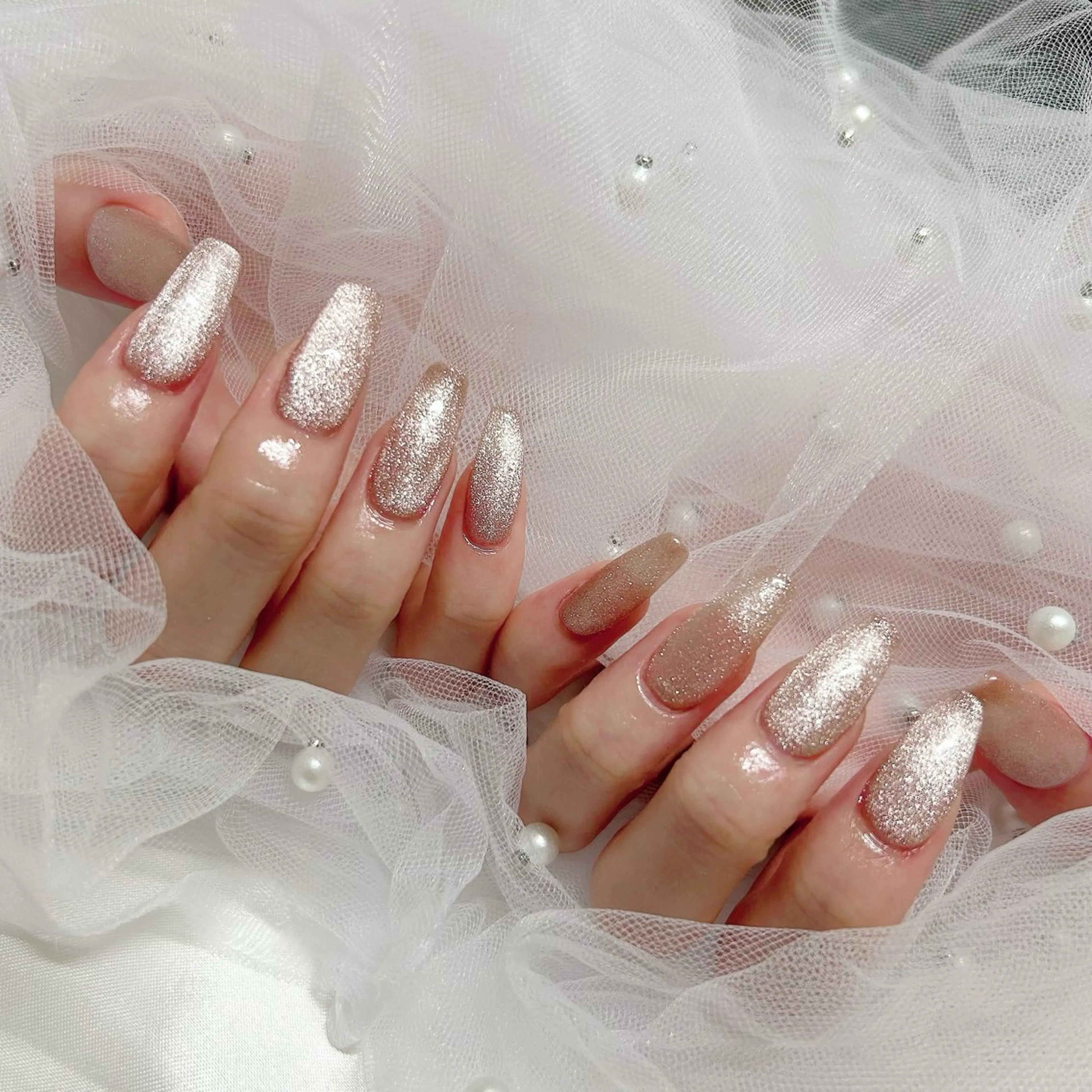 【4/13限定】Hand🤲マグネット,ミラーorオーロラワンカラー🌈ジェルオフどちらでも◎の写真