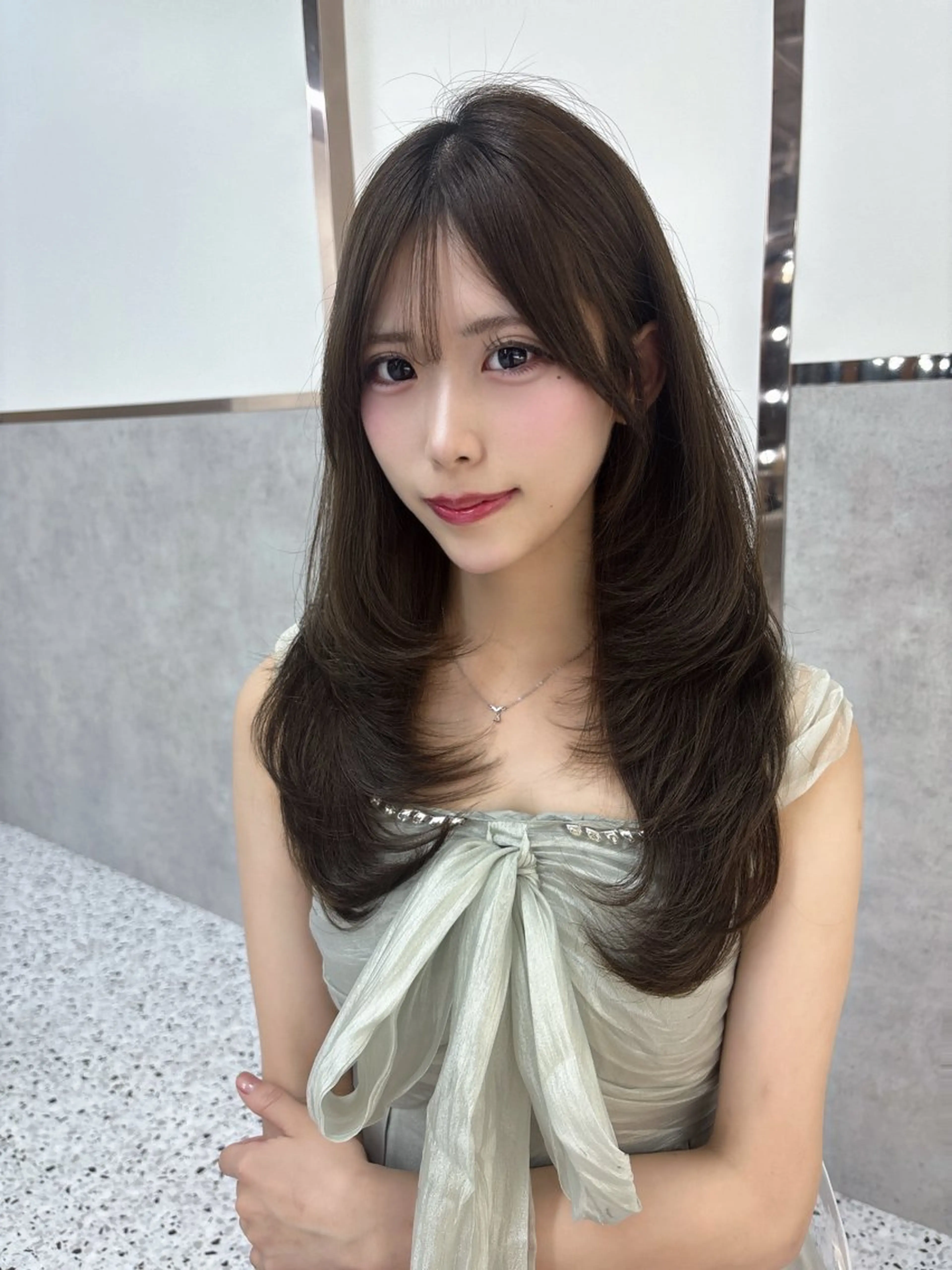 ロング カラー カット ヘアカラー トリートメント yui🎀ブリーチ なしベージュ／博多のヘアスタイル