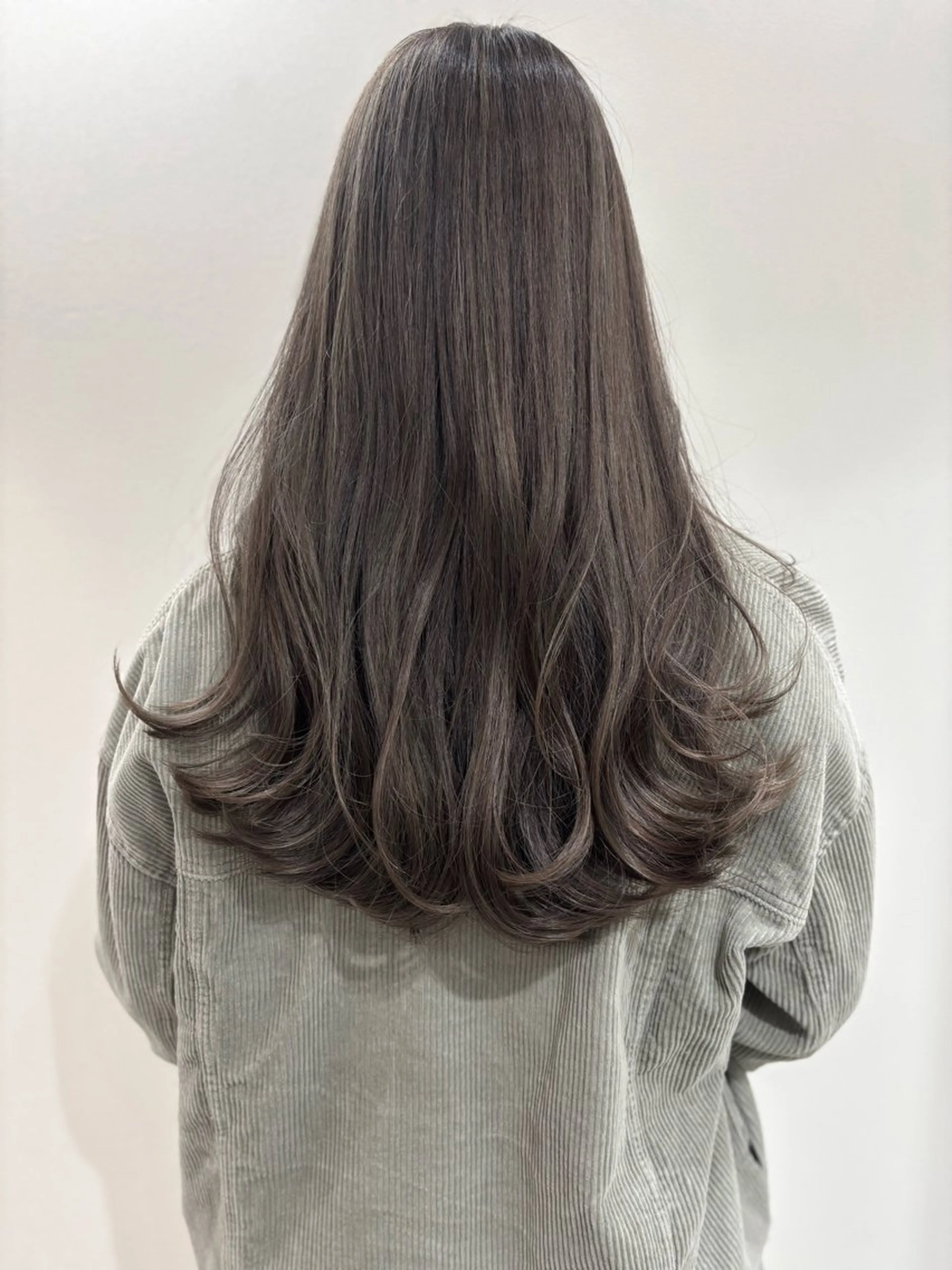 人気No.3メニュー👑【艶で人気✨イルミナカラー＋カット＋超音波トリートメント】の写真