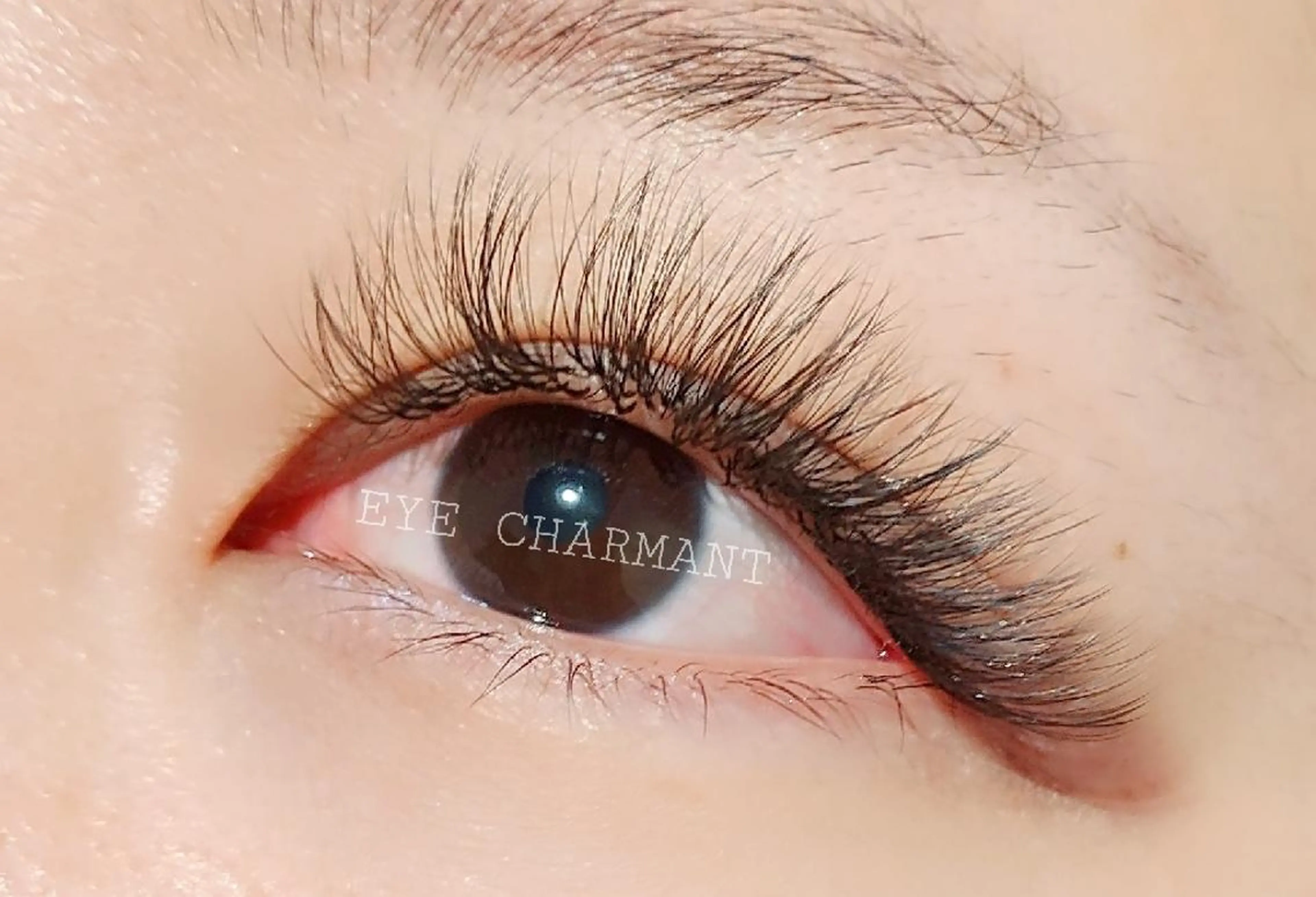 マツエク・マツパ アップワードラッシュ アイデザイナー Key(ケイ)の眉毛・アイブロウイメージ