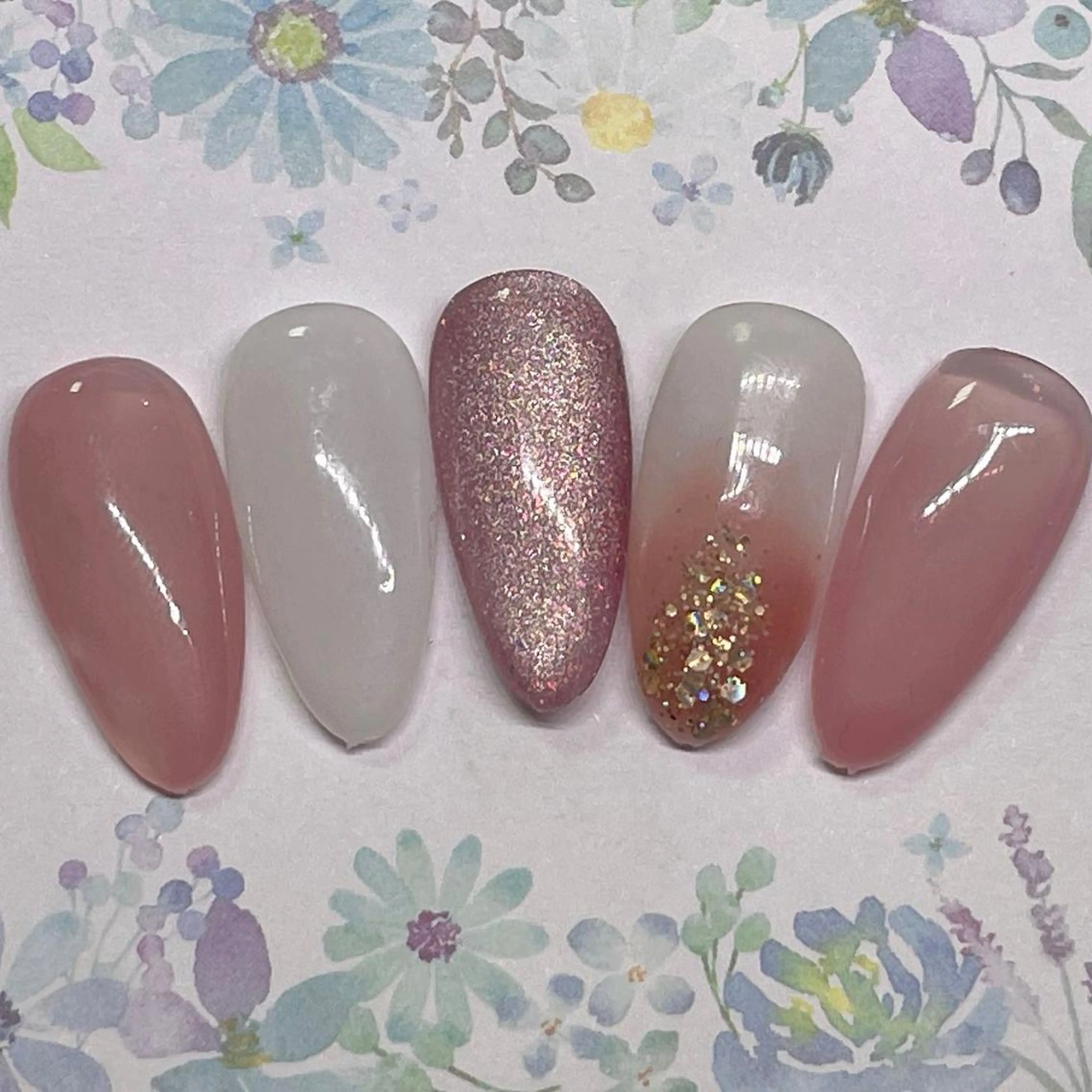 ネイル 畠山 ゆいのネイルデザイン