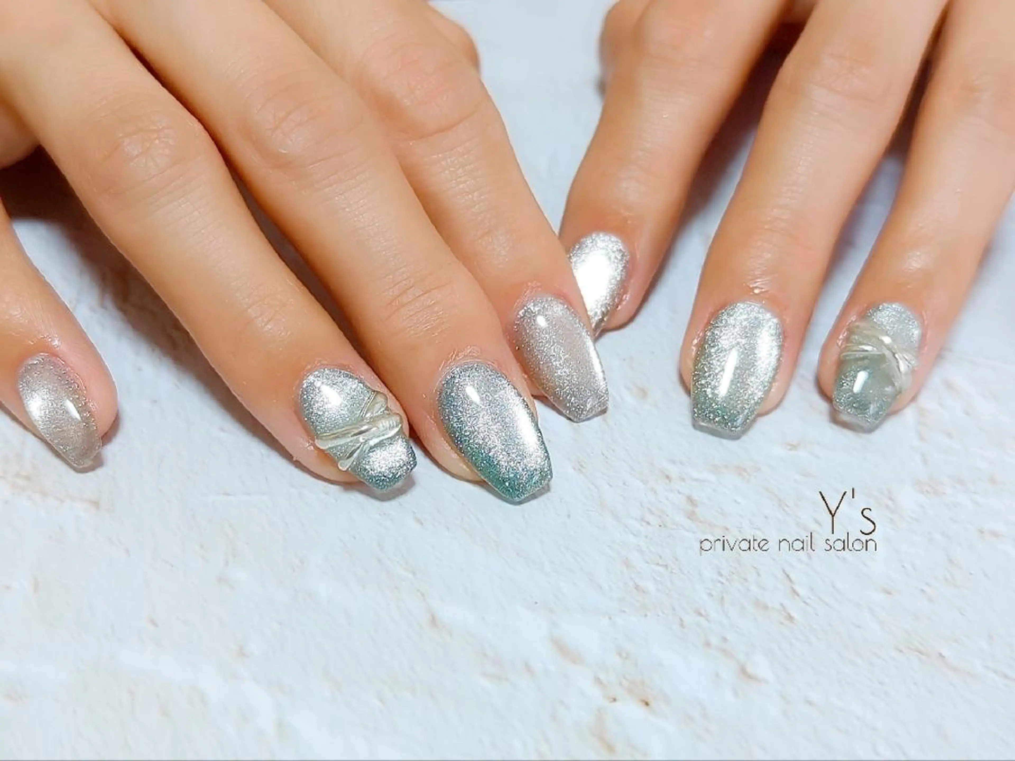 ネイル 長さ出し ハンドネイル YUMI NAGAI  のネイルデザイン