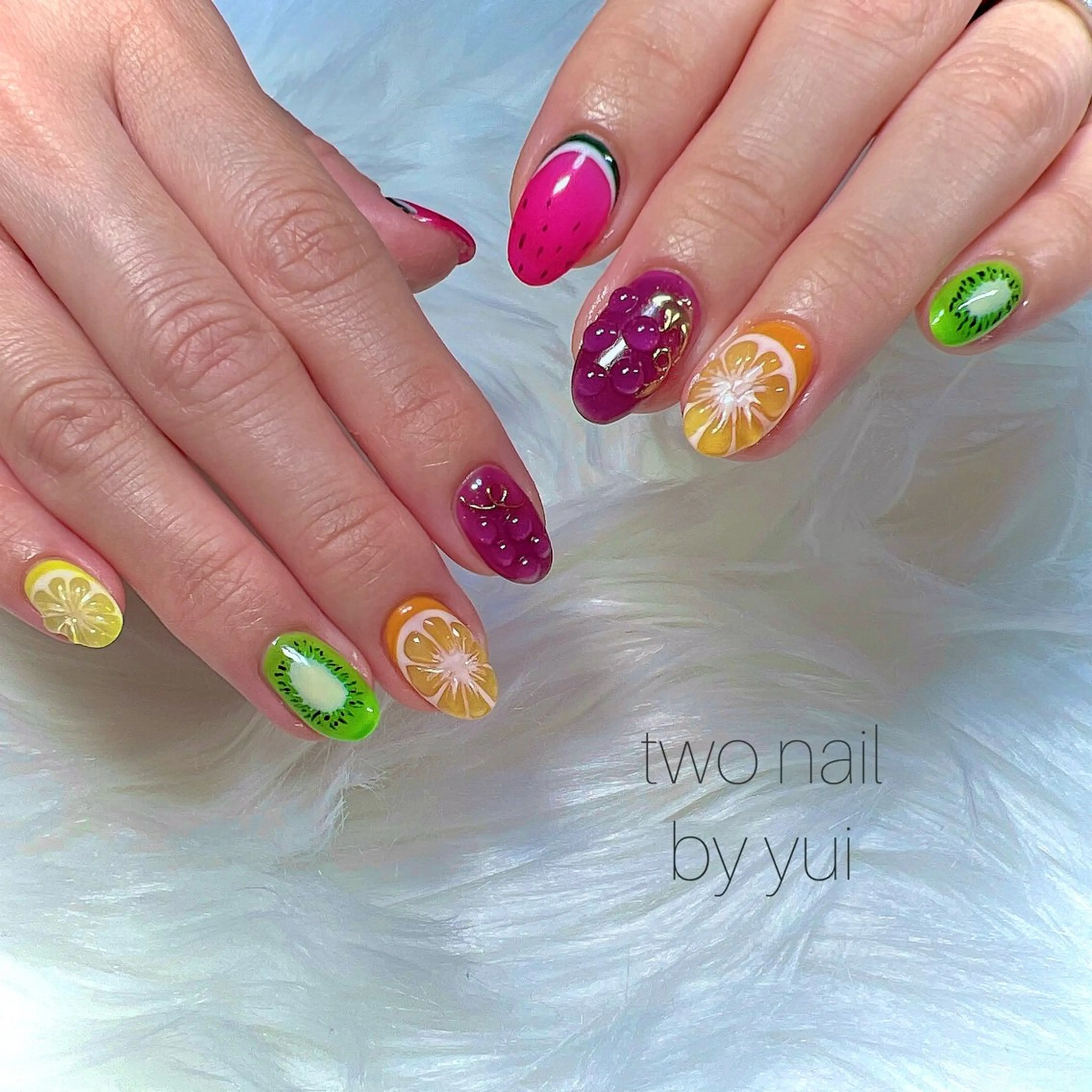 ネイル アートネイル ネイルチップ ホワイト ハンドネイル two nailのネイルデザイン