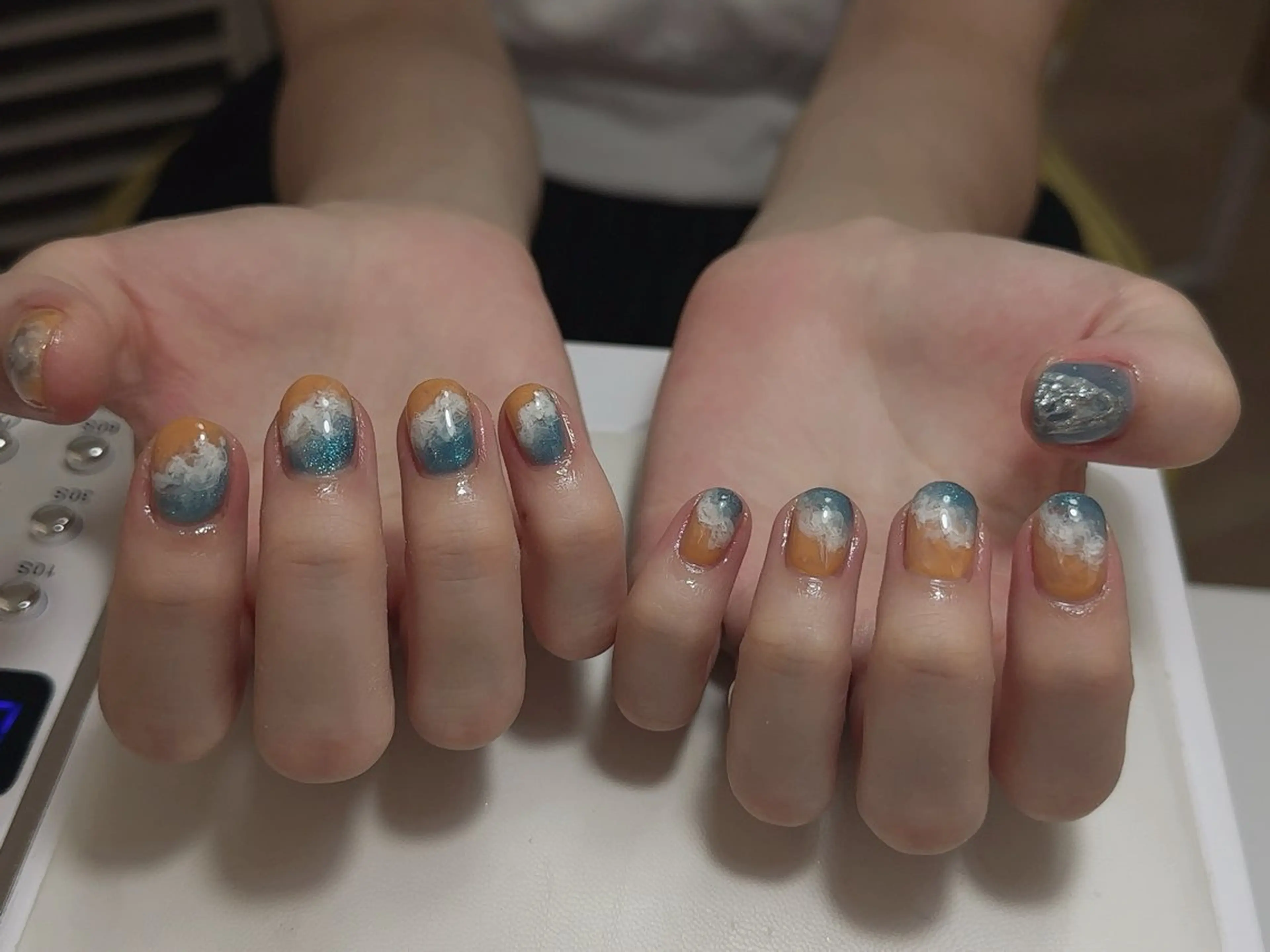 ネイル ハンドネイル NAIL CIRCLESのネイルデザイン