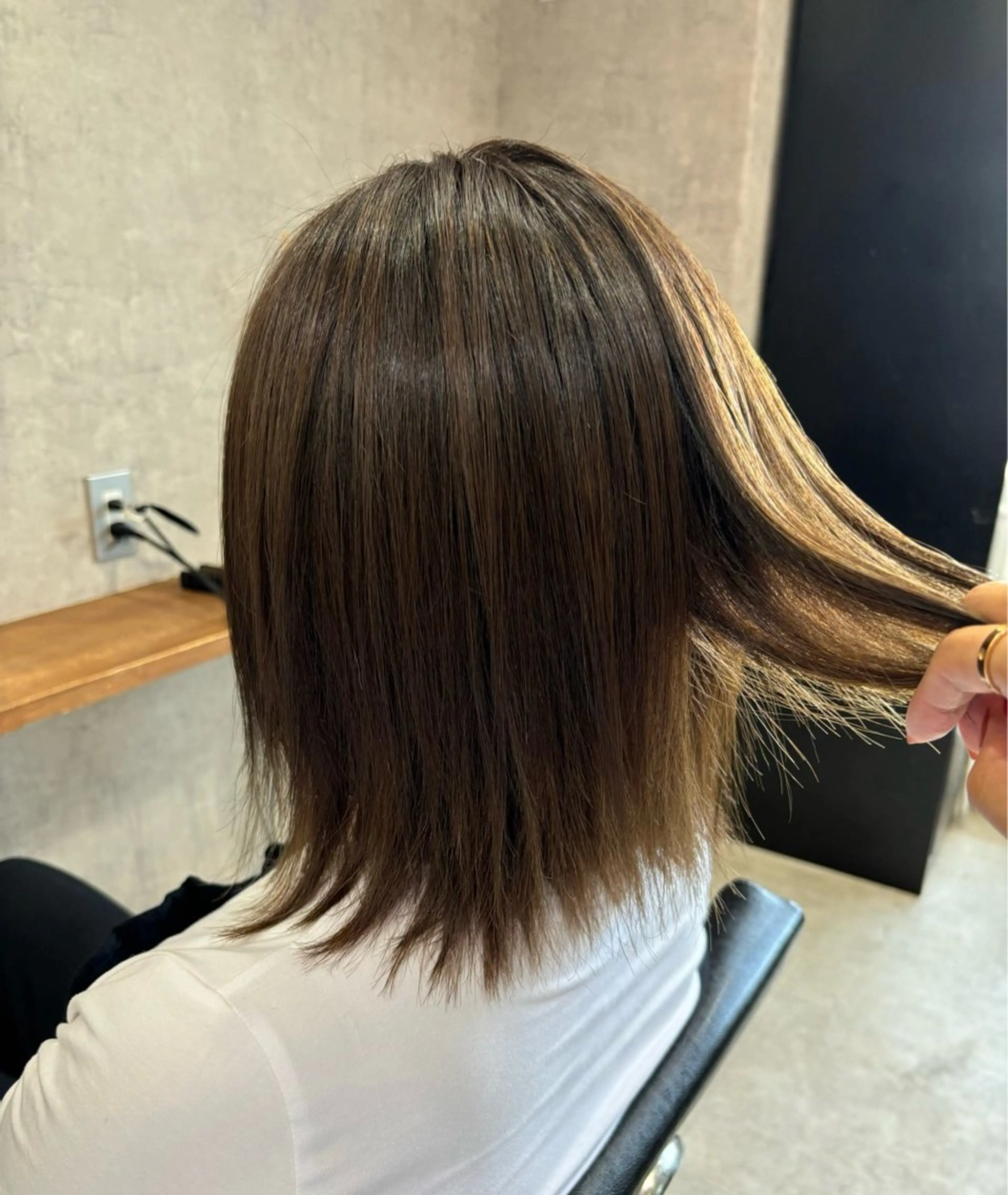 ミディアム カラー ベージュカラー ブリーチ 縮毛矯正 ヘアカラー 松井那津子 /ハイライトブリーチのヘアスタイル