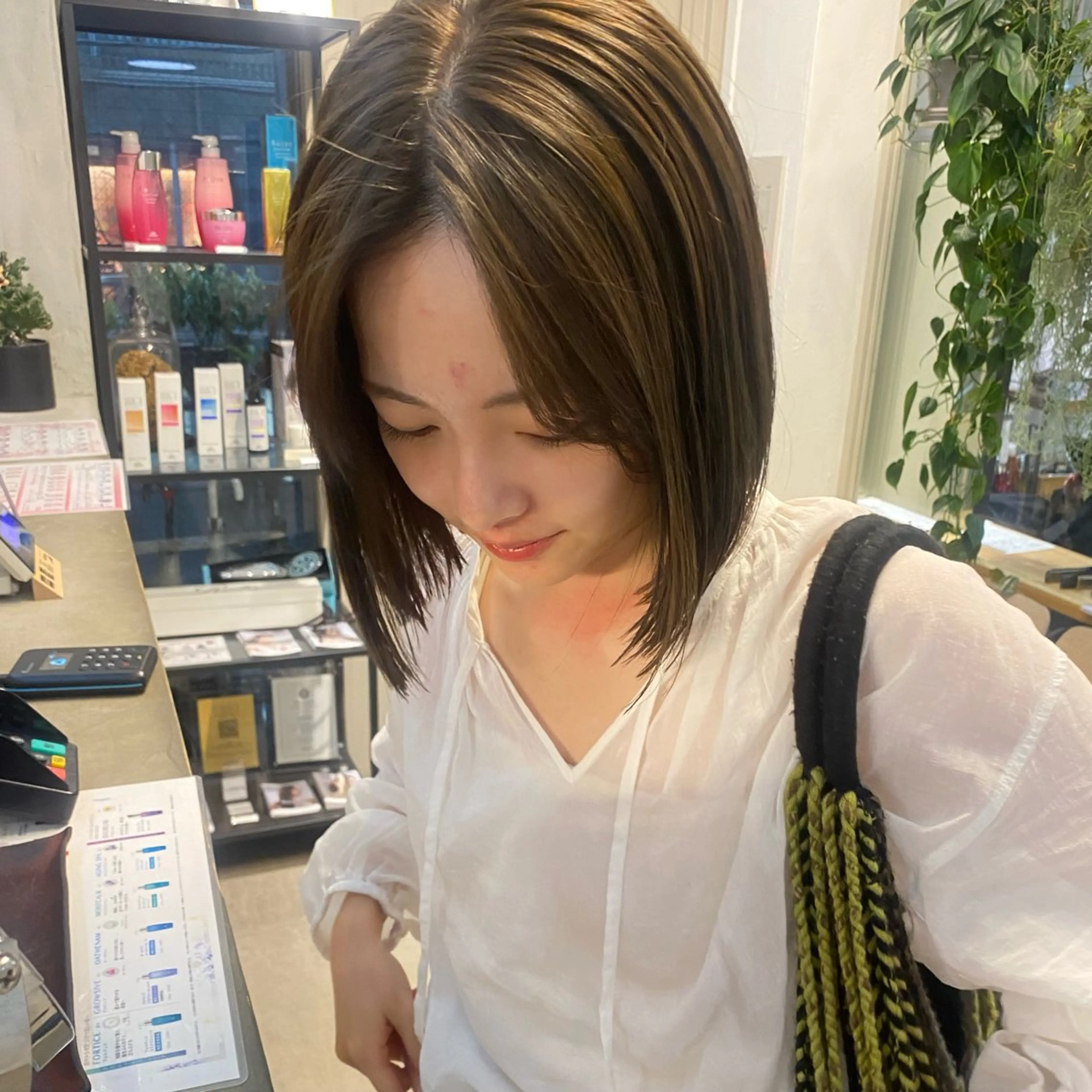 ミディアム カラー カット ヘアカラー トリートメント noa/ 渋谷のヘアスタイル