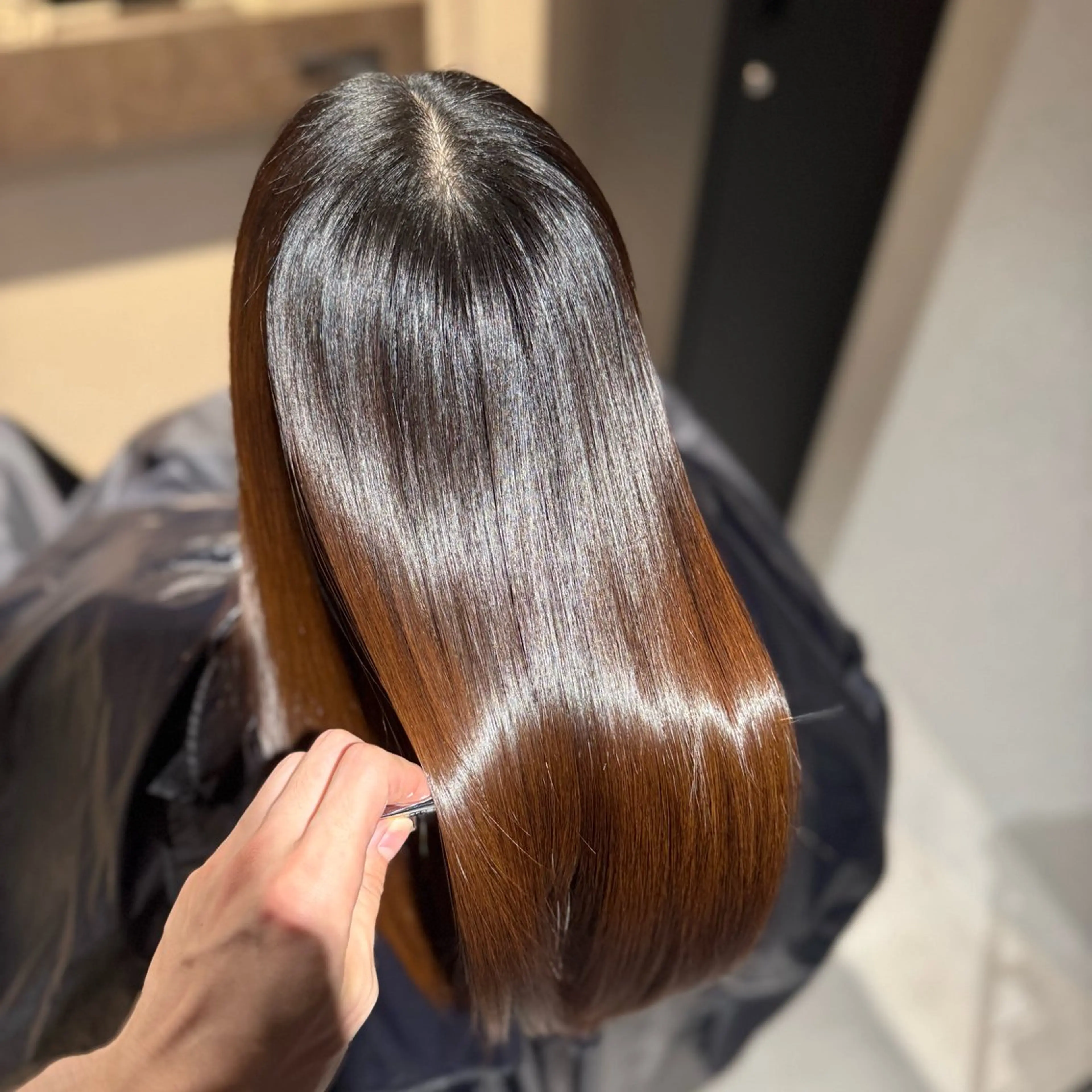 ロング パーマ 髪質改善 韓国風ヘア 縮毛矯正 トリートメント ヘアカラー トリートメント 髪質改善Ⅰ透明感 艶カラーⅠたつやのヘアスタイル