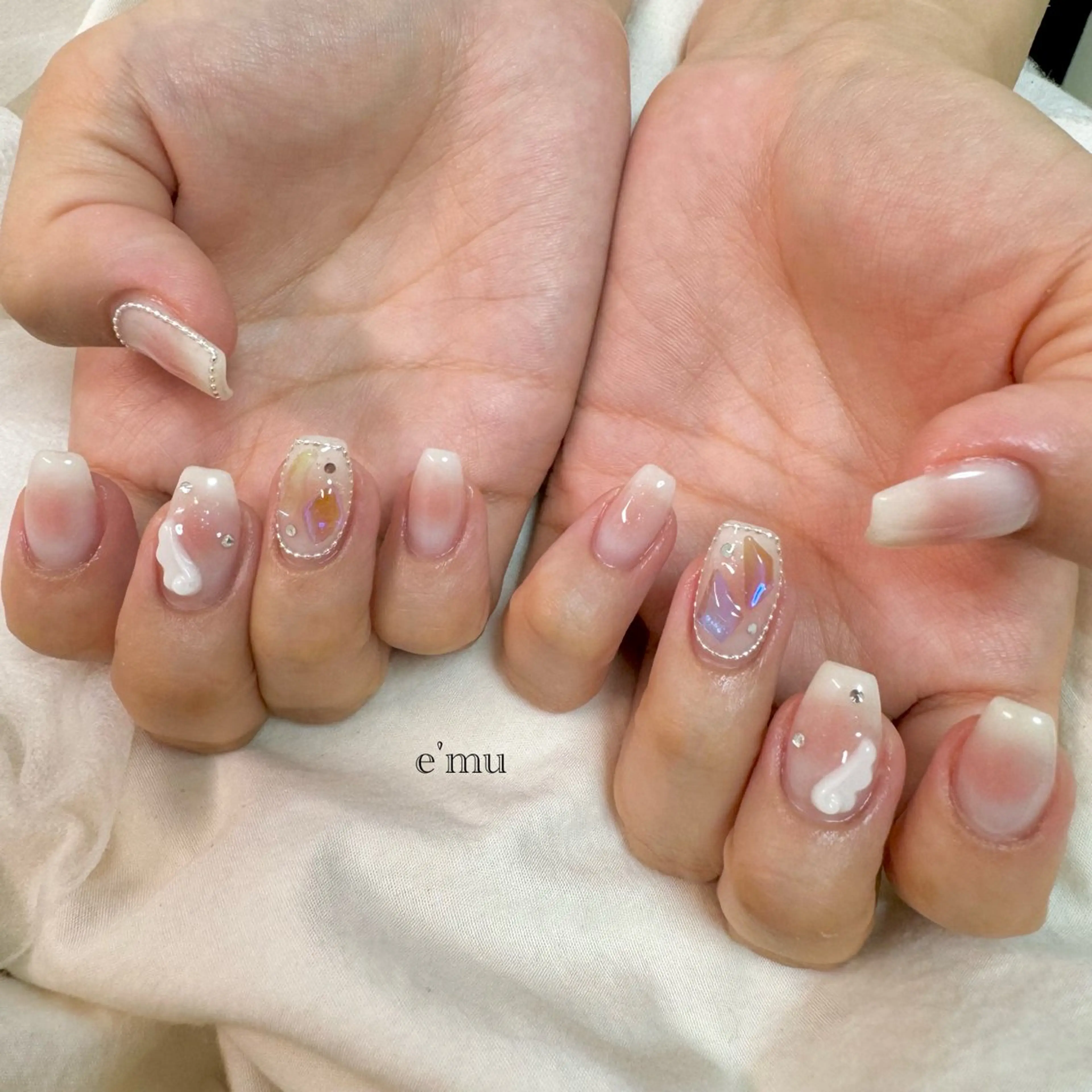 ネイル ハンドネイル nail salon e'mu💐のネイルデザイン