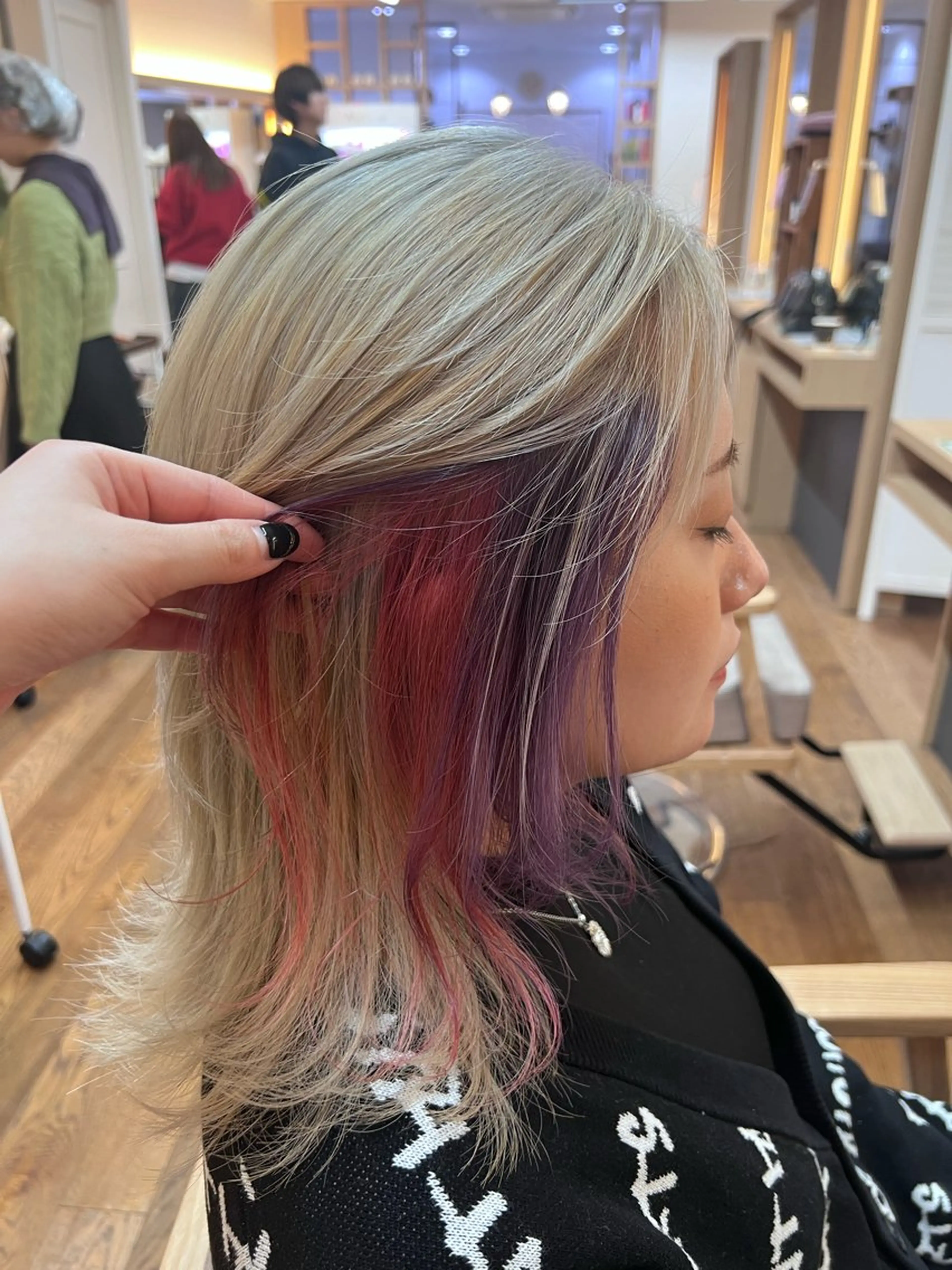 ミディアム カラー ✂︎HITOMI✂︎ 副店長のヘアスタイル