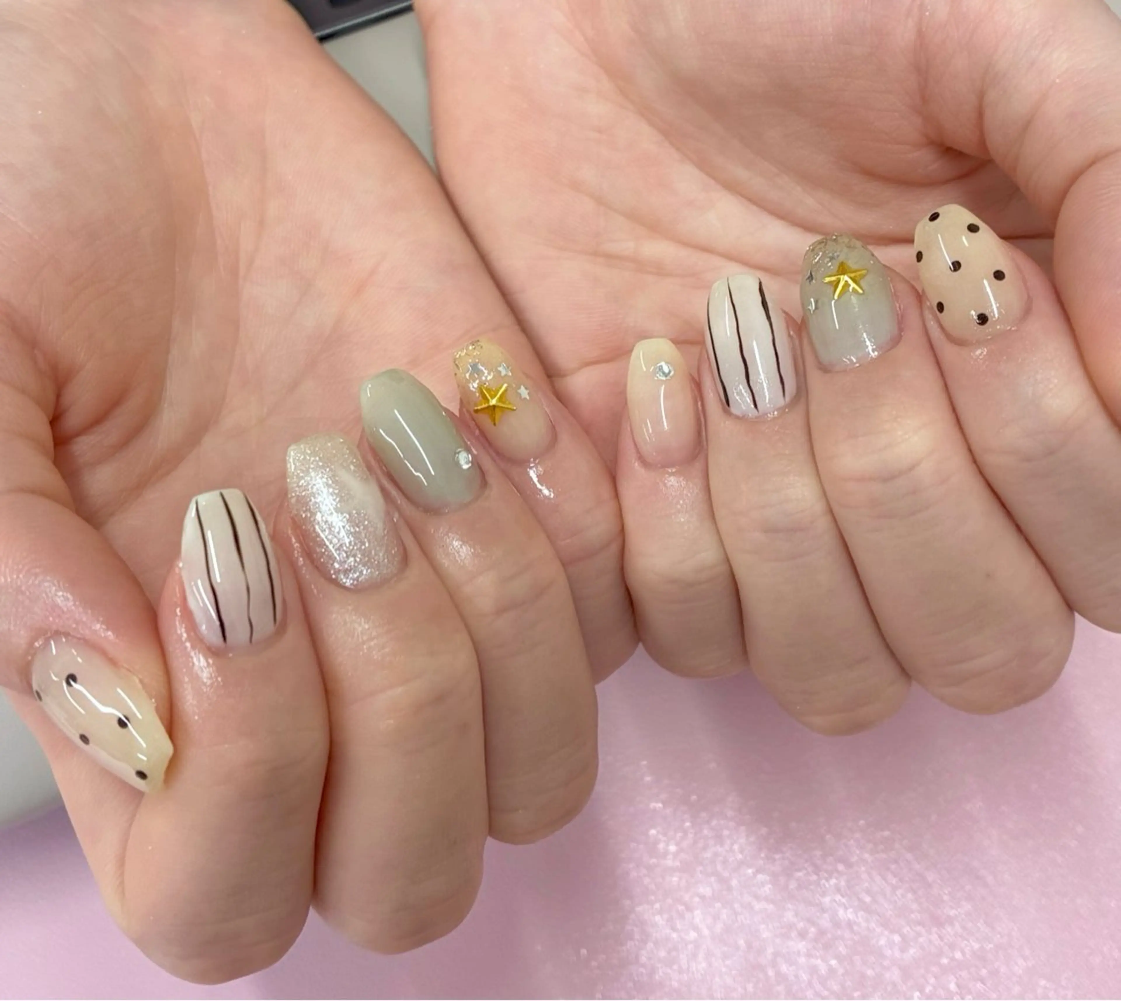 ネイル DuLi Blinkのネイルデザイン