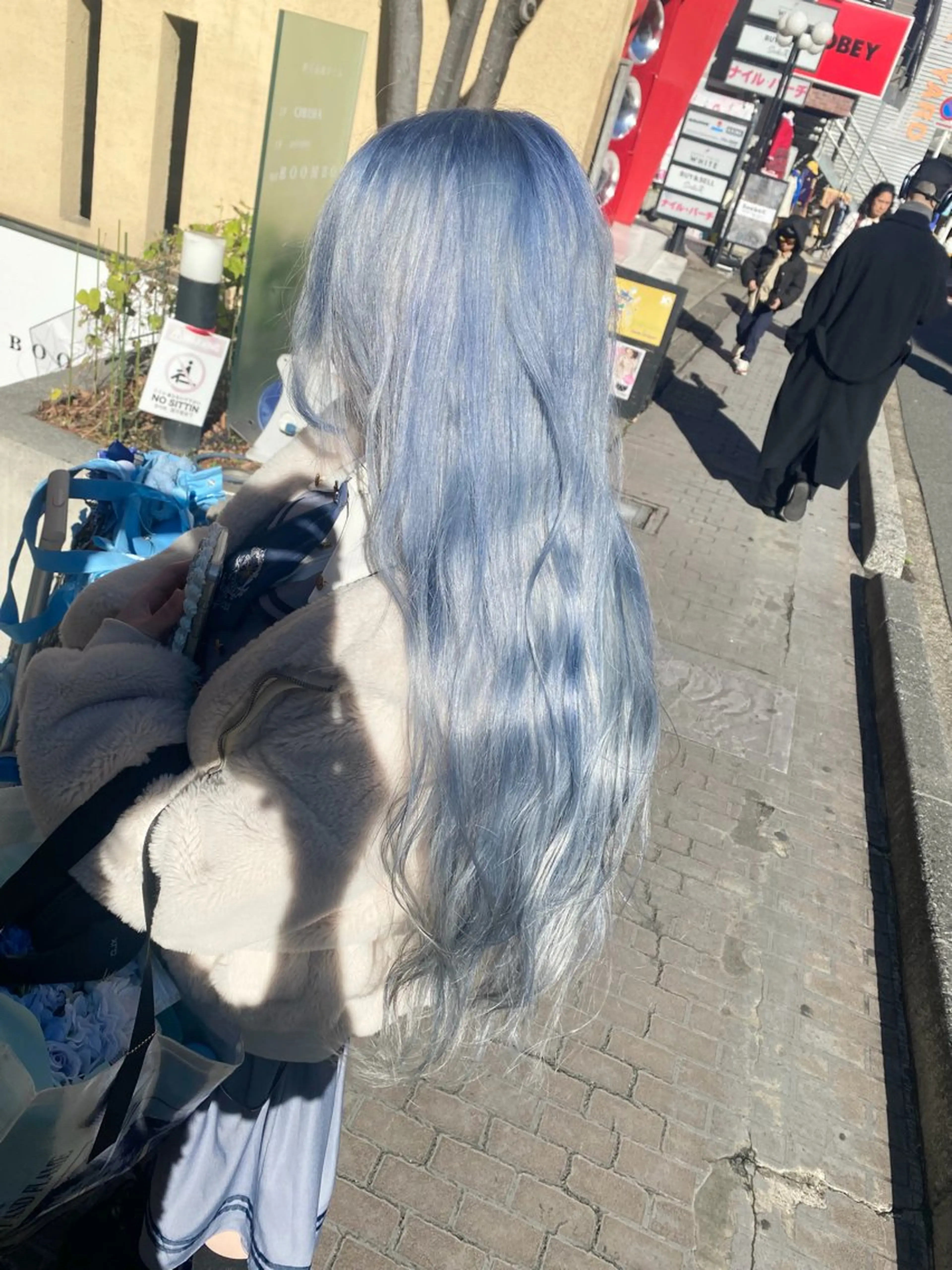 ロング カラー ブリーチ ブルーカラー ヘアカラー パーソナルカラー診断 ホワイトカラー美座尊のその他イメージ