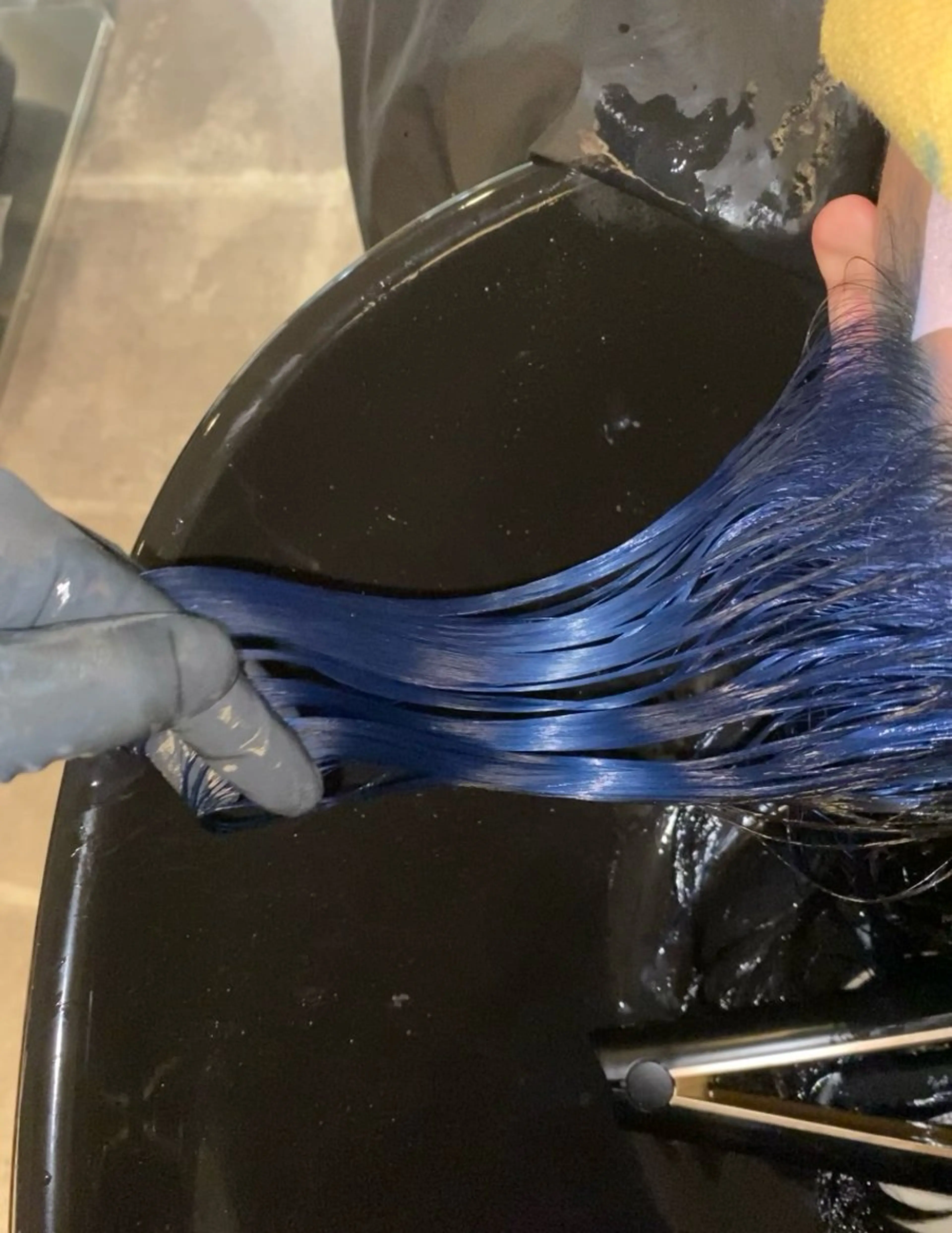 ミディアム カラー 透明感カラー インナーカラー 浅野 有輝のヘアスタイル