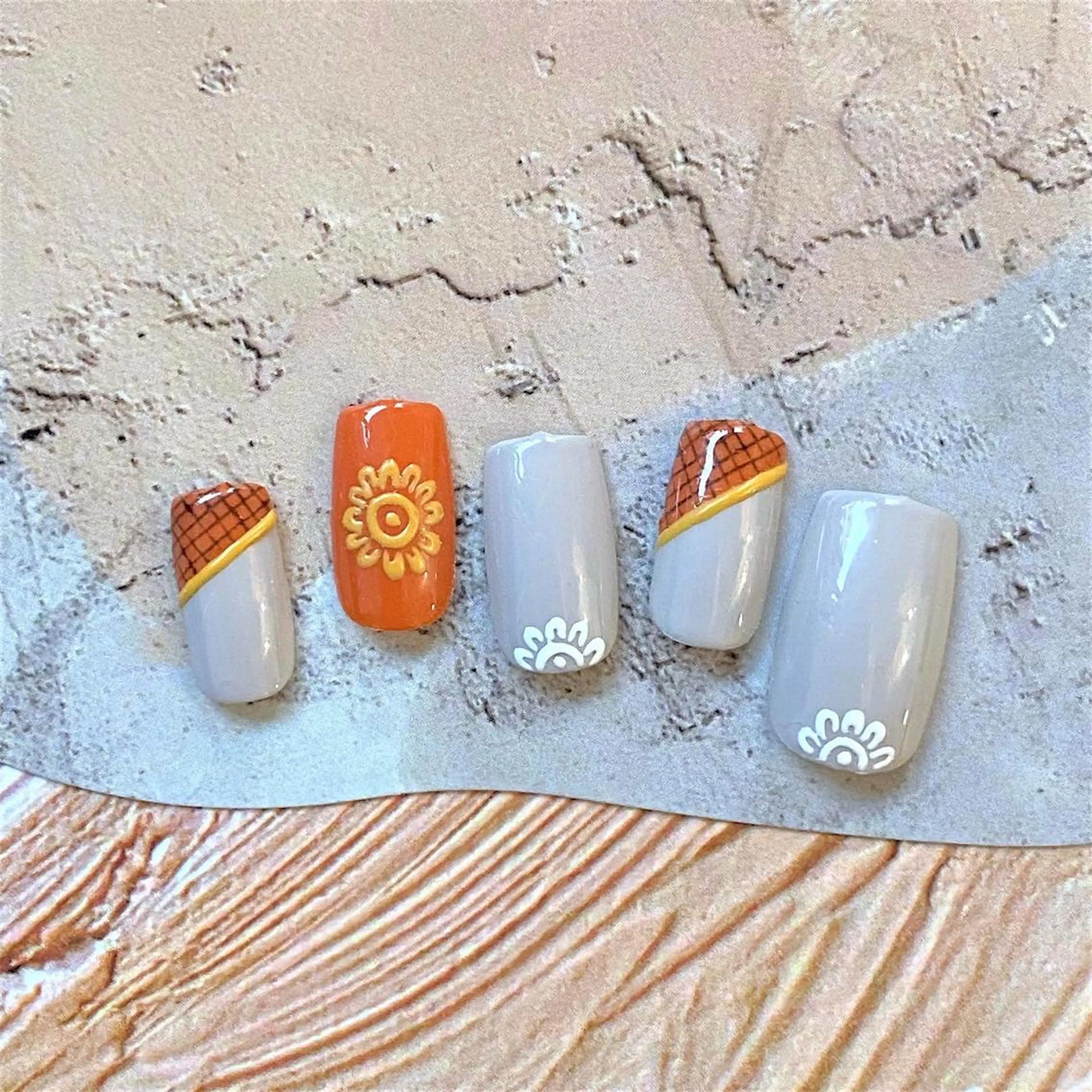 ネイル ハンドネイル Alohana Minaのネイルデザイン