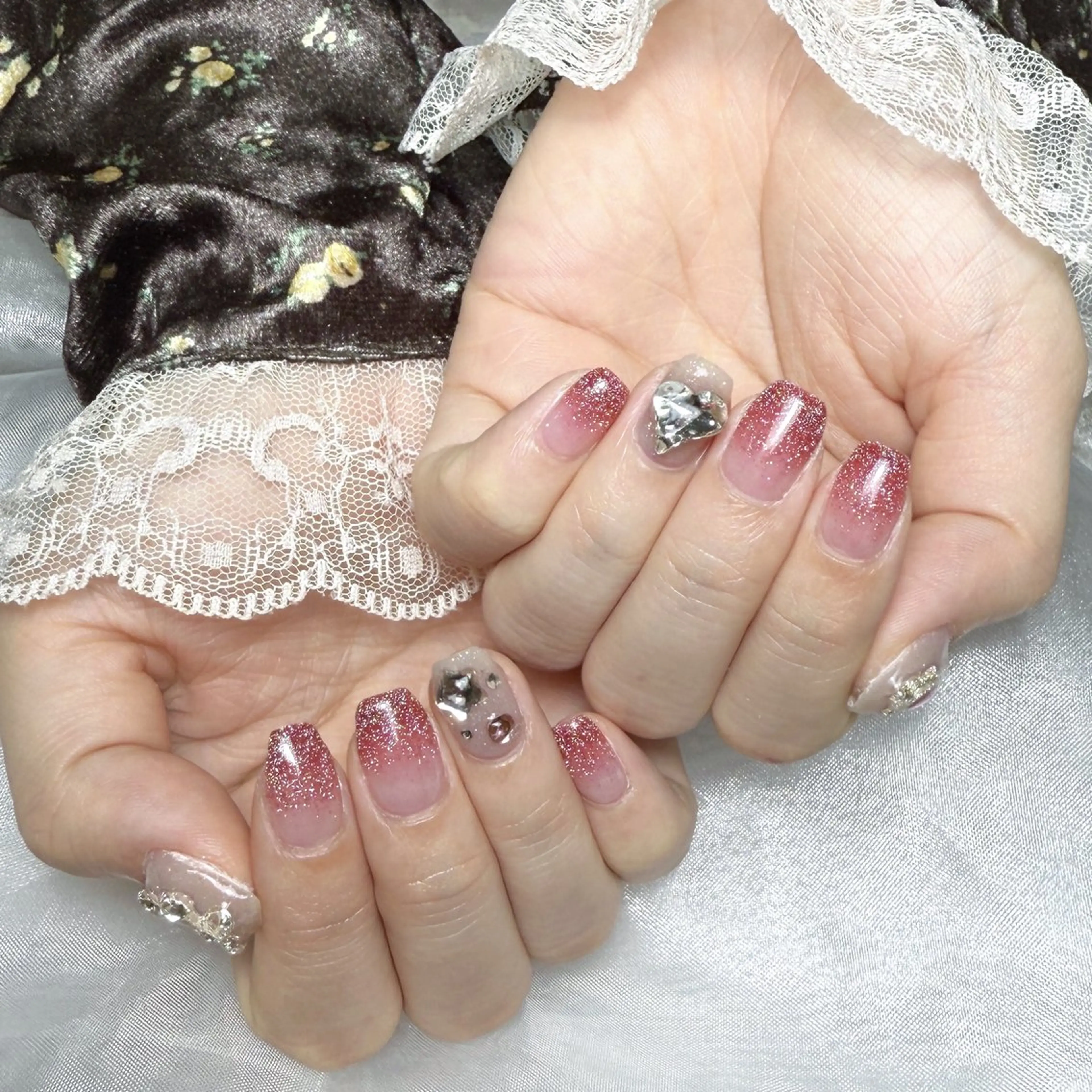 メンズ ネイル メンズ韓国風 アートネイル オーロラネイル ガーリー キラキラネイル ハンドネイル Nail salon 木にいるのネイルデザイン