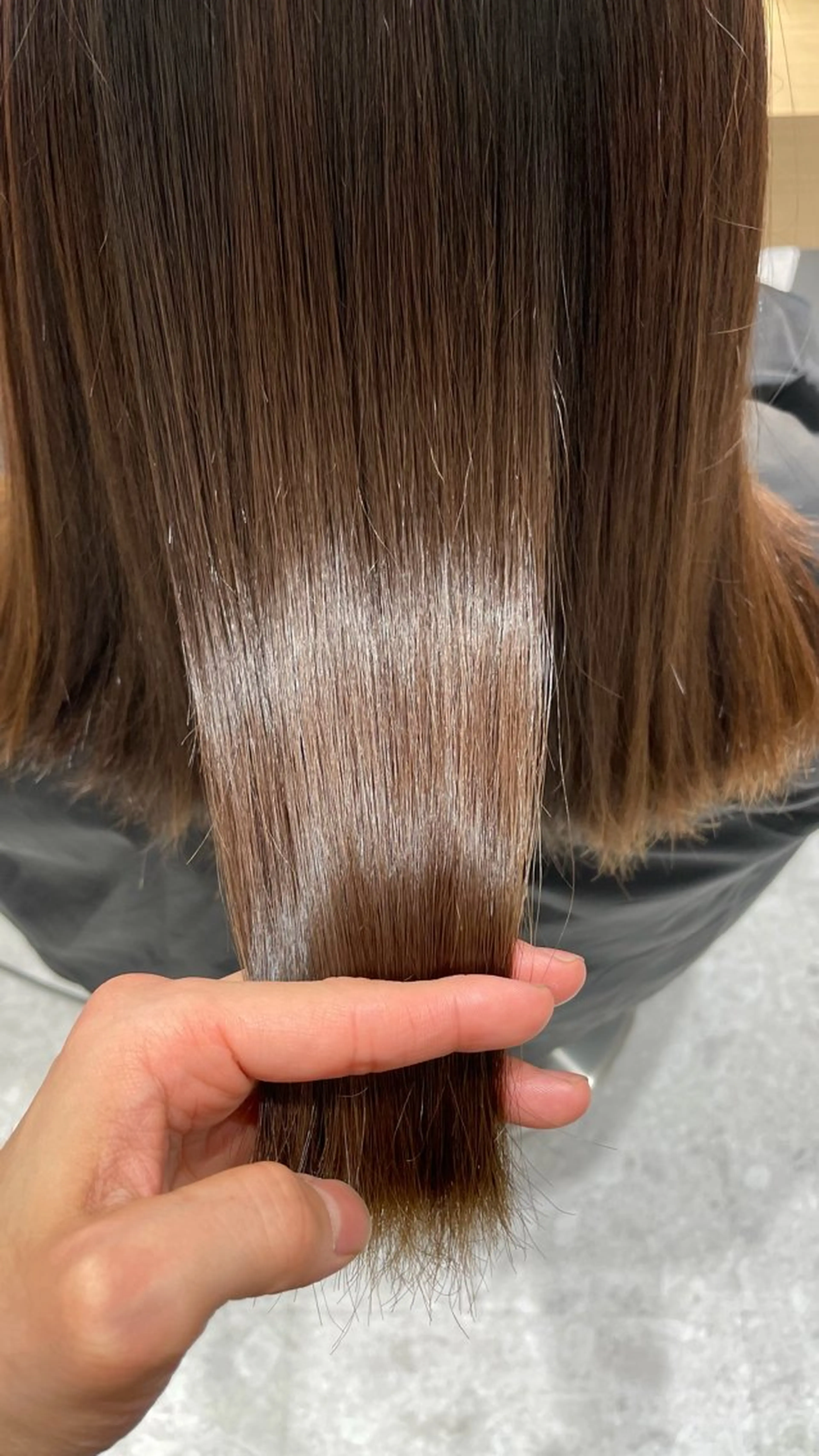 セミロング カット 縮毛矯正 SALOWIN高崎所属・縮毛矯正・髪質改善 鈴木悠太/当日OK✨のヘアスタイル
