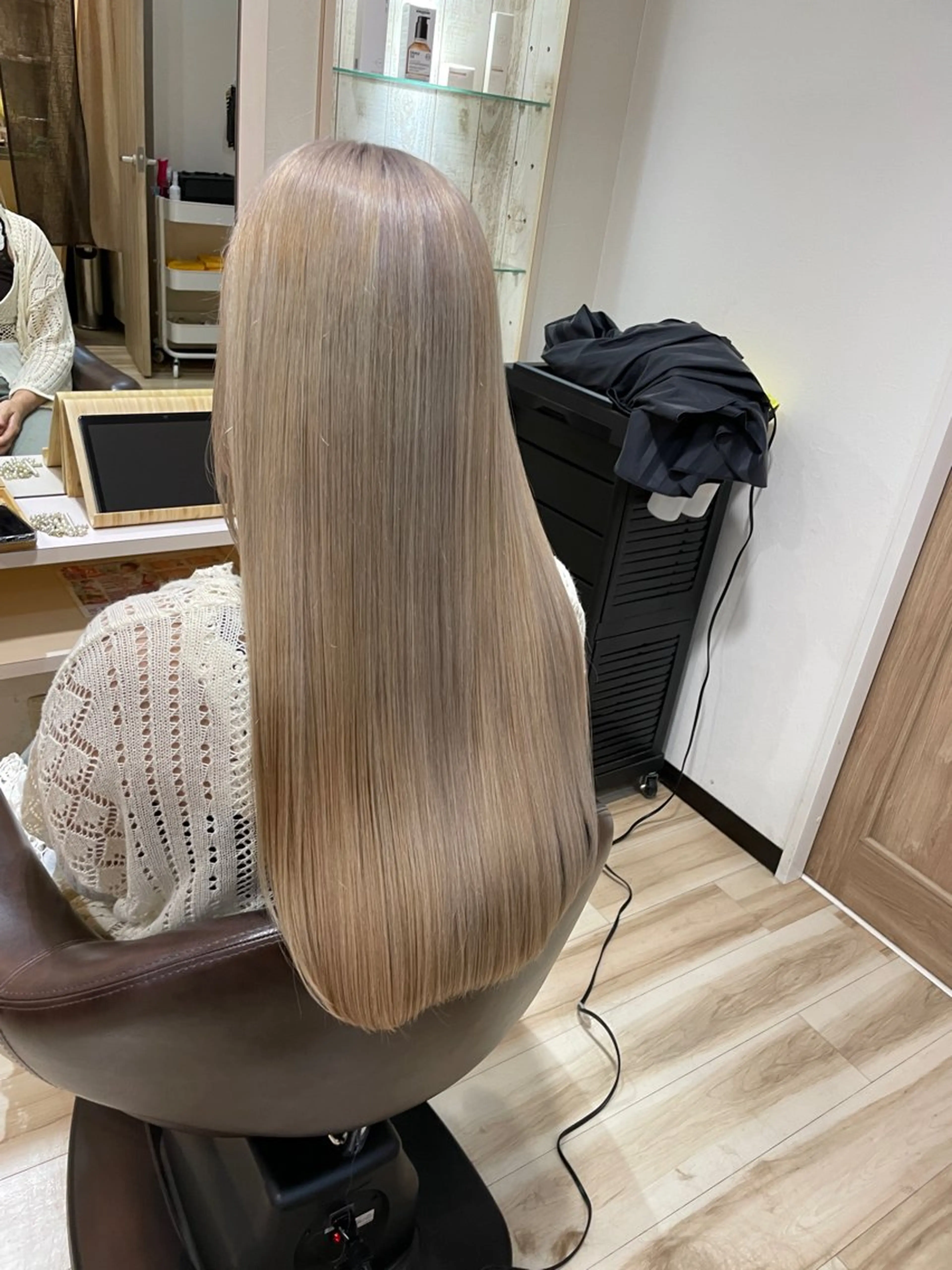 ロング カラー ブリーチ 🌈派手髪ハイトーン 🌈鈴木亮太🌈のヘアスタイル