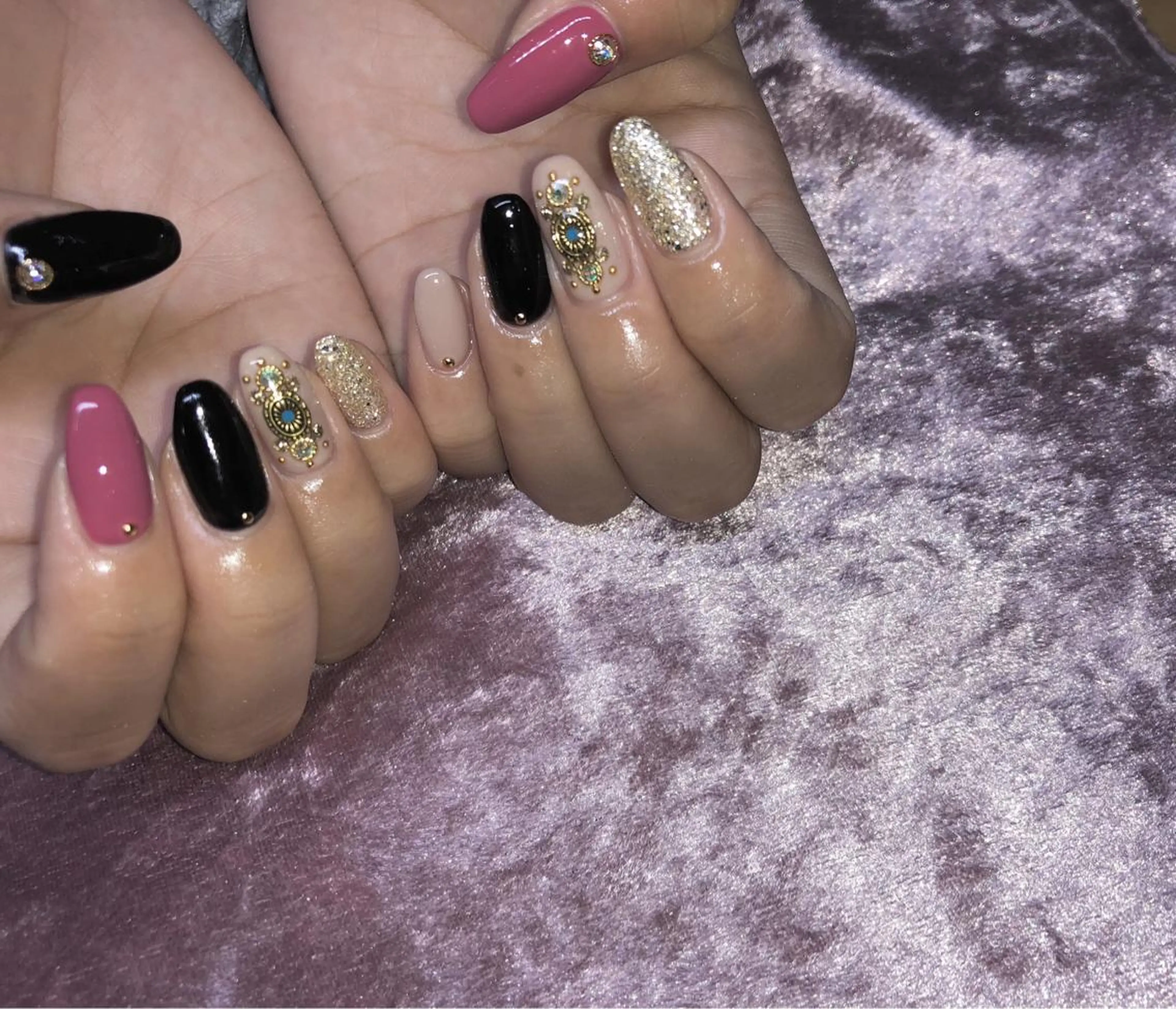 ネイル 持ち込み ハンドネイル パラあり！フィルイン 美フォルムのネイルデザイン