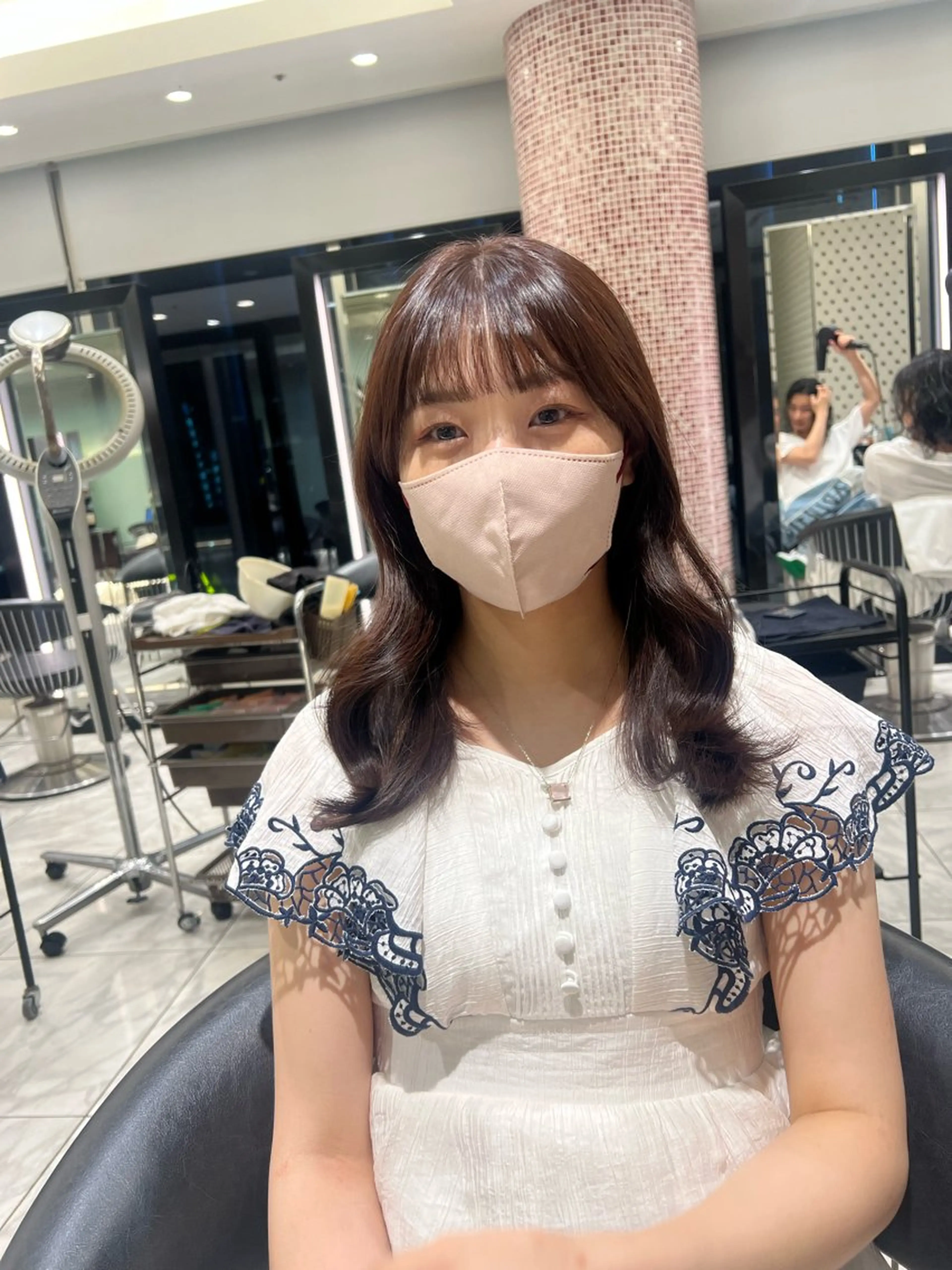 セミロング カラー ヘアアレンジ ヘアカラー トリートメント 顔周り/透明感/銀座 🩵rinoのヘアスタイル