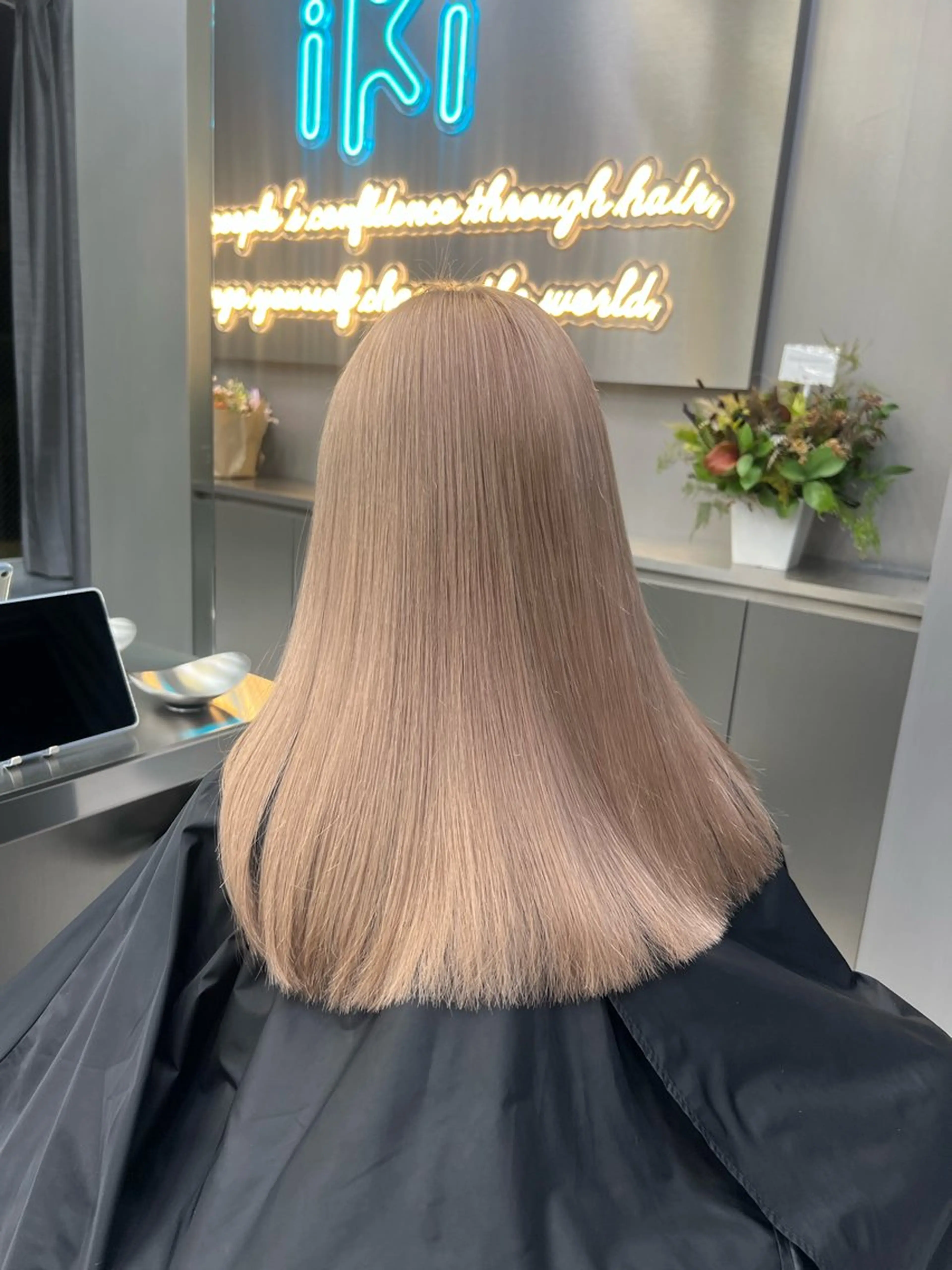 ケアブリーチカラーの写真