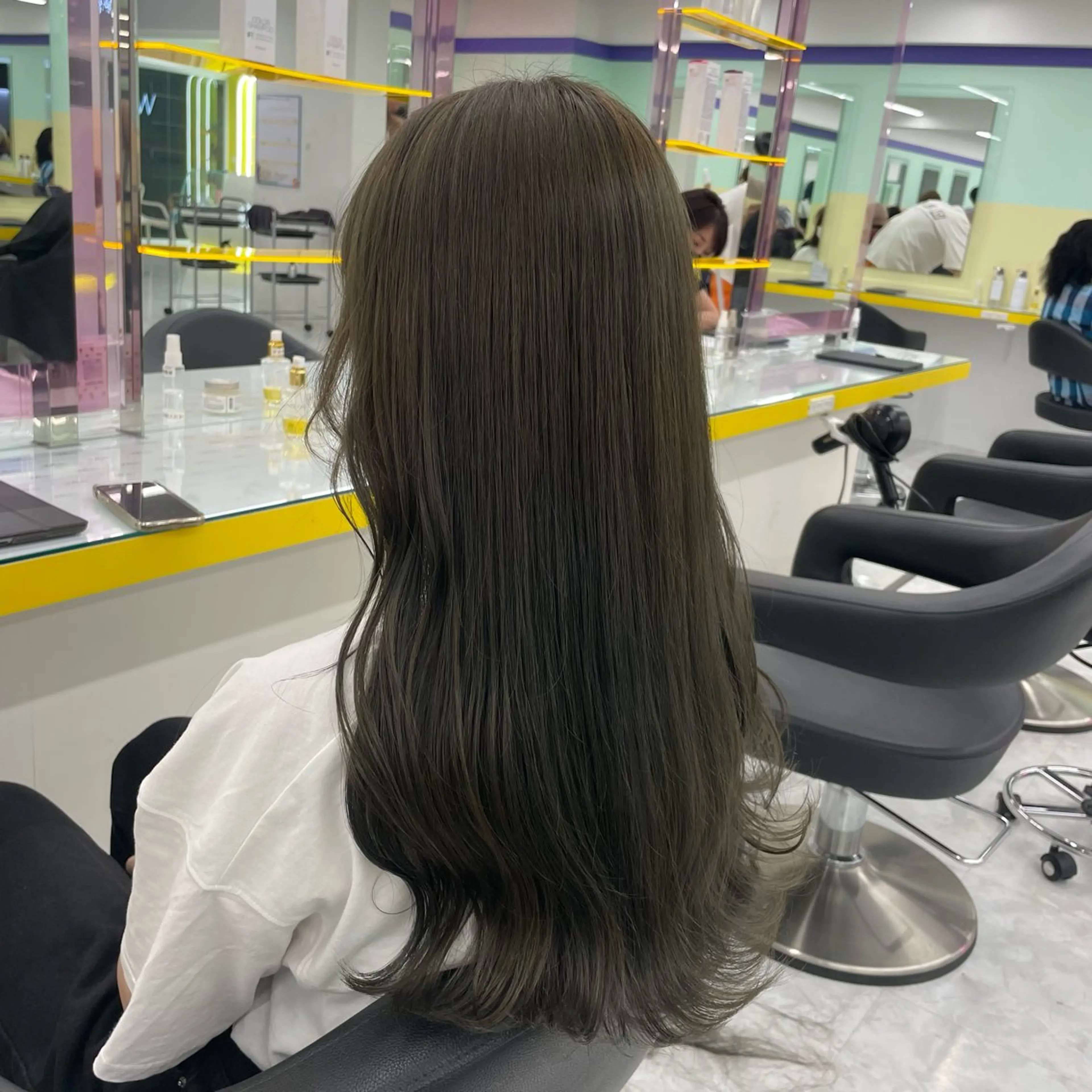 ミディアム カラー ヘアアレンジ ヘアカラー トリートメント ヘッドスパ ヘアセット 【透明感×レイヤー】 🍃RIKU🍃のヘアスタイル