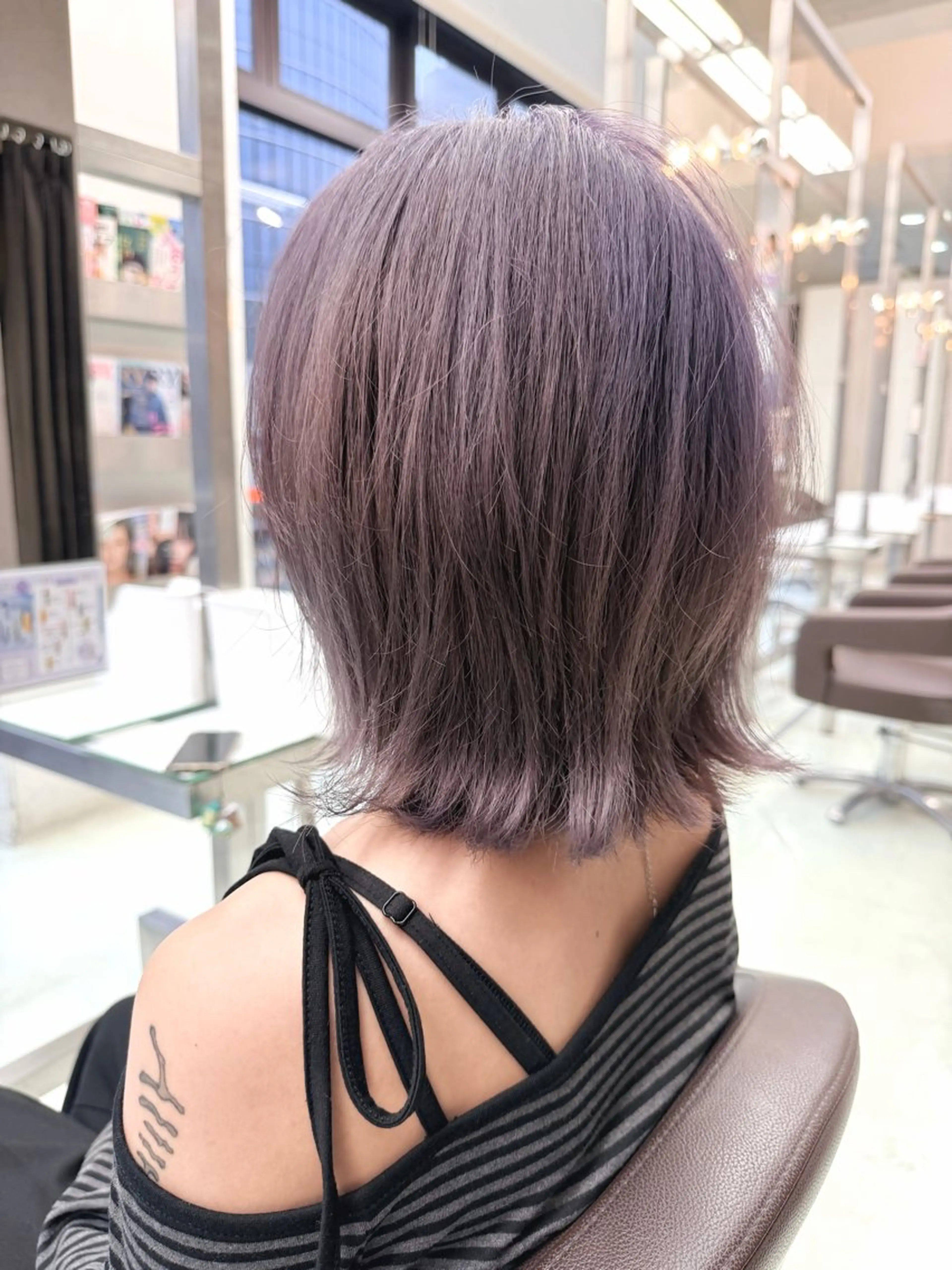 ミディアム カット ヘアカラー wil西宮レイヤー 西村徹のヘアスタイル