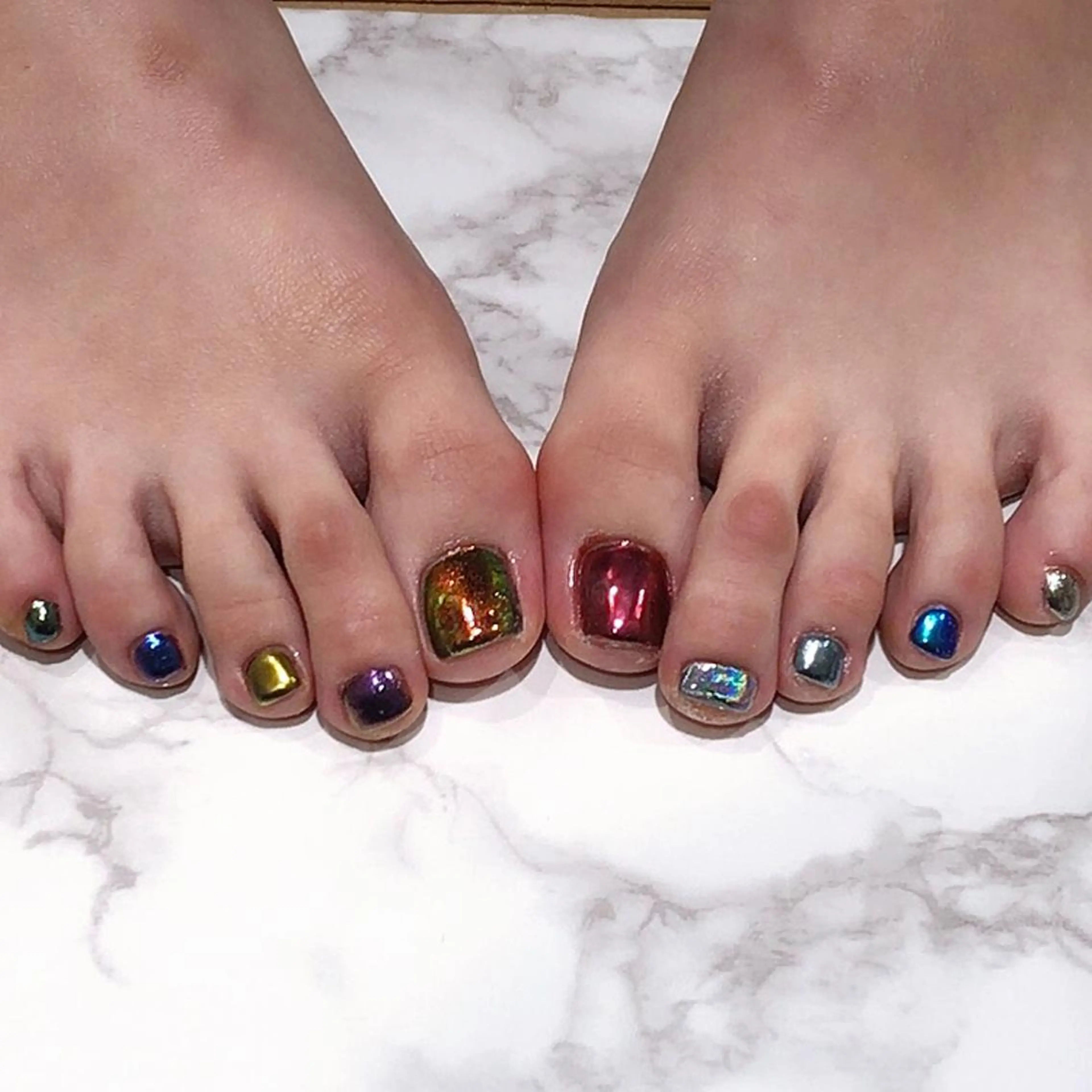 ☆持ち込み・️色混ぜOK ☆オフケア込*。フットジェル親指アートの写真