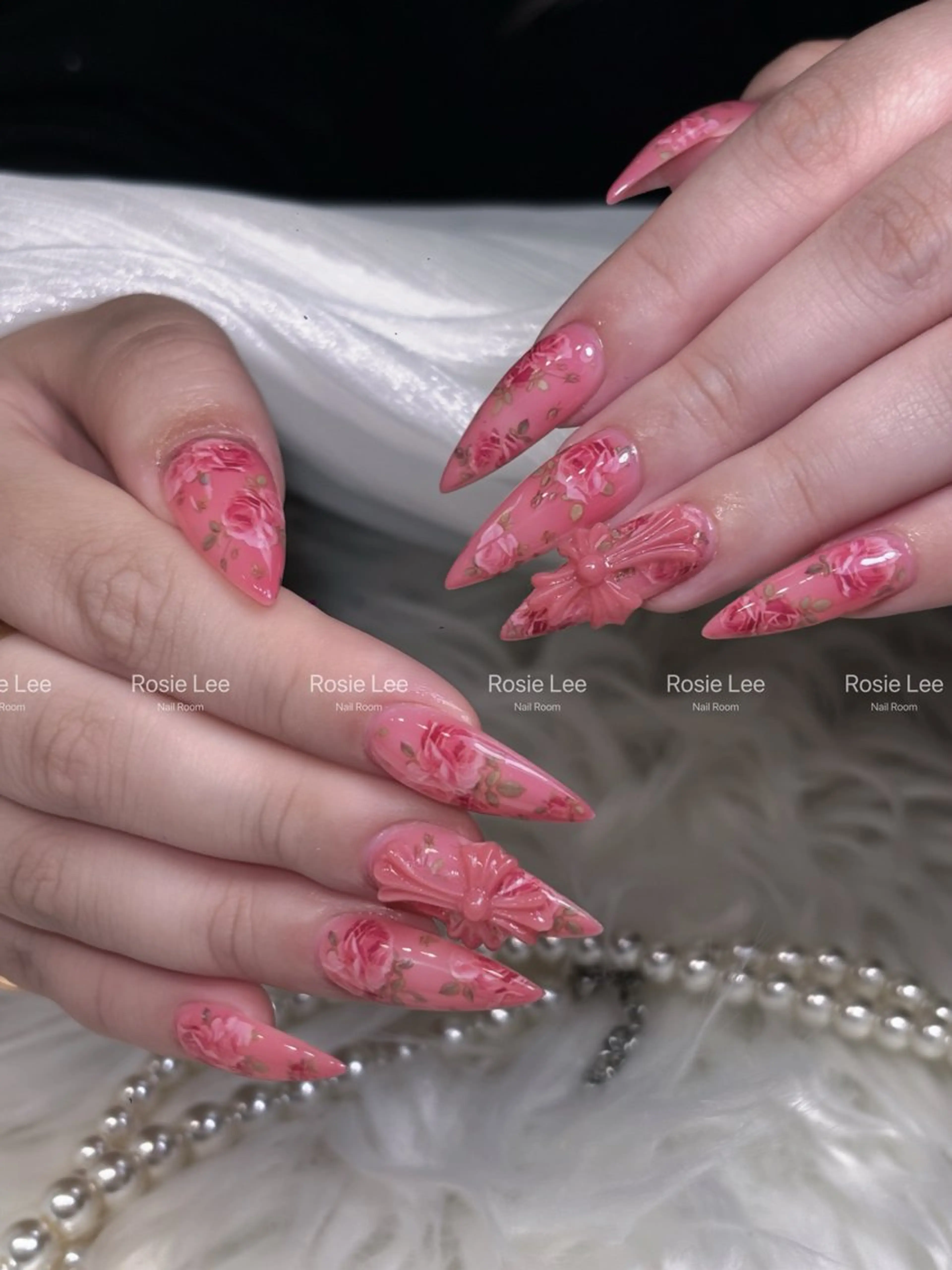 ネイル ROSIE LEEのネイルデザイン
