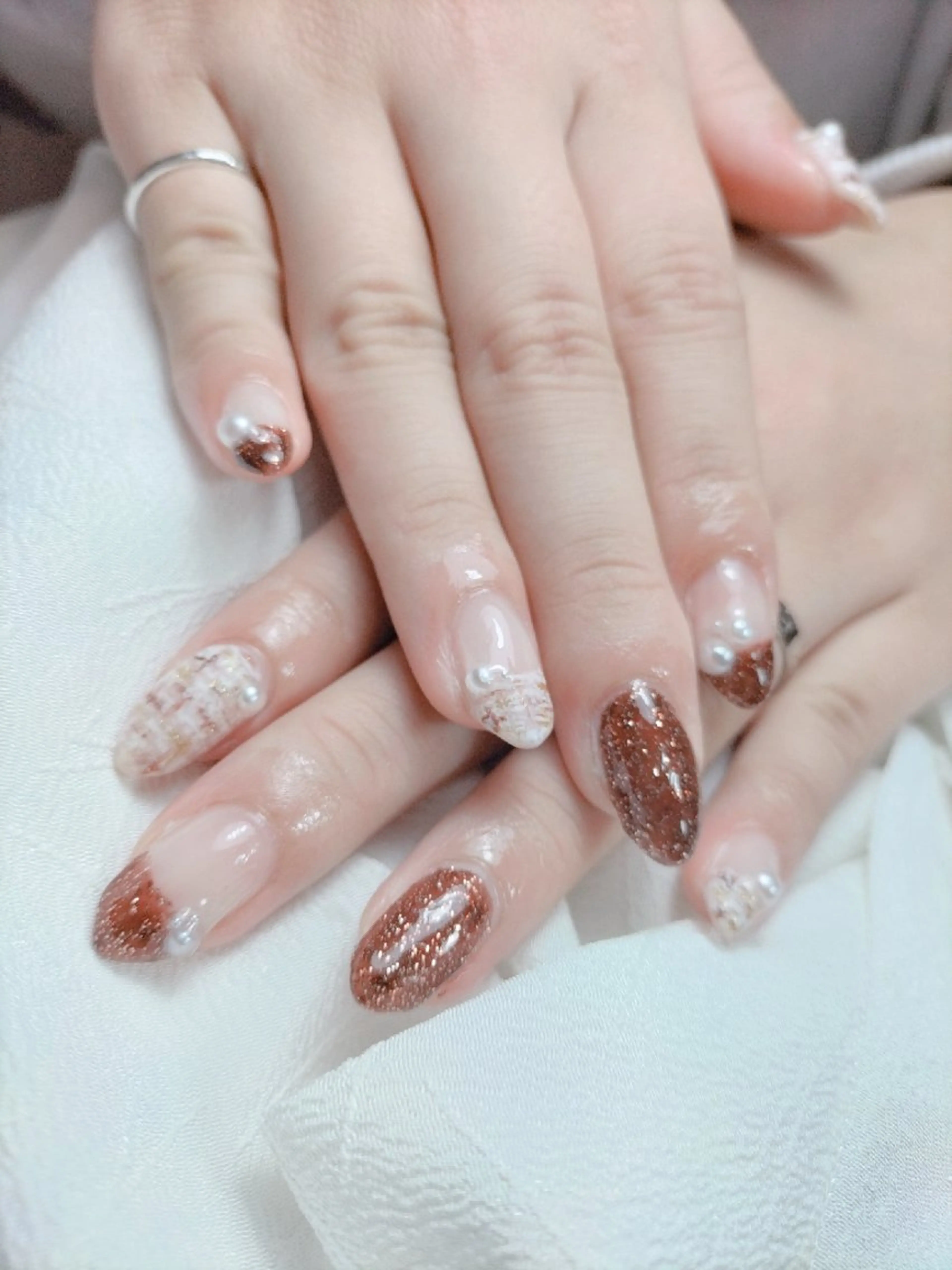 ネイル 小金井市のネイル ・美肌・眉毛やさんの眉毛・アイブロウイメージ