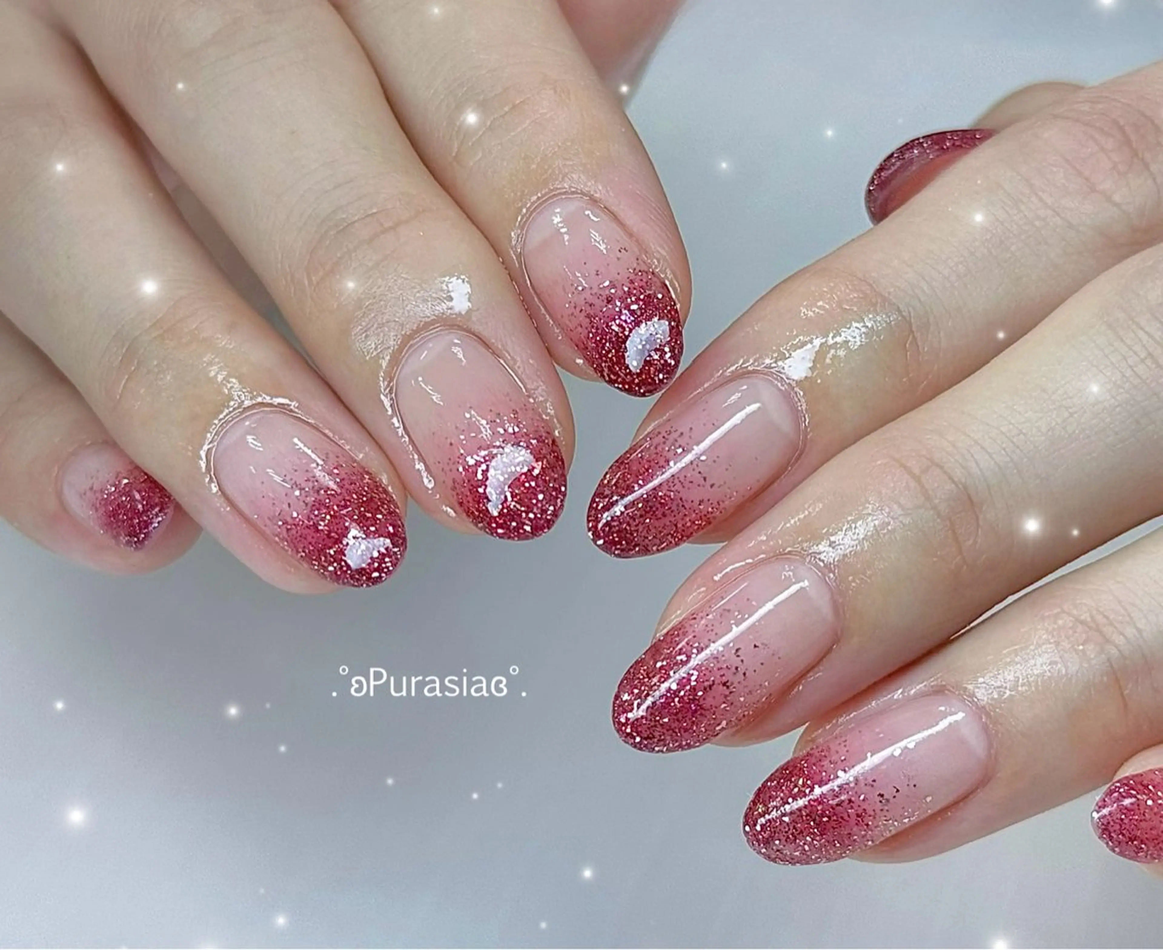 ネイル グラデーション キラキラネイル ラメ(グリッター) ラメグラデーション ワンホンネイル ハンドネイル Purasia高橋✧ マグ/ワンホン/地雷のネイルデザイン