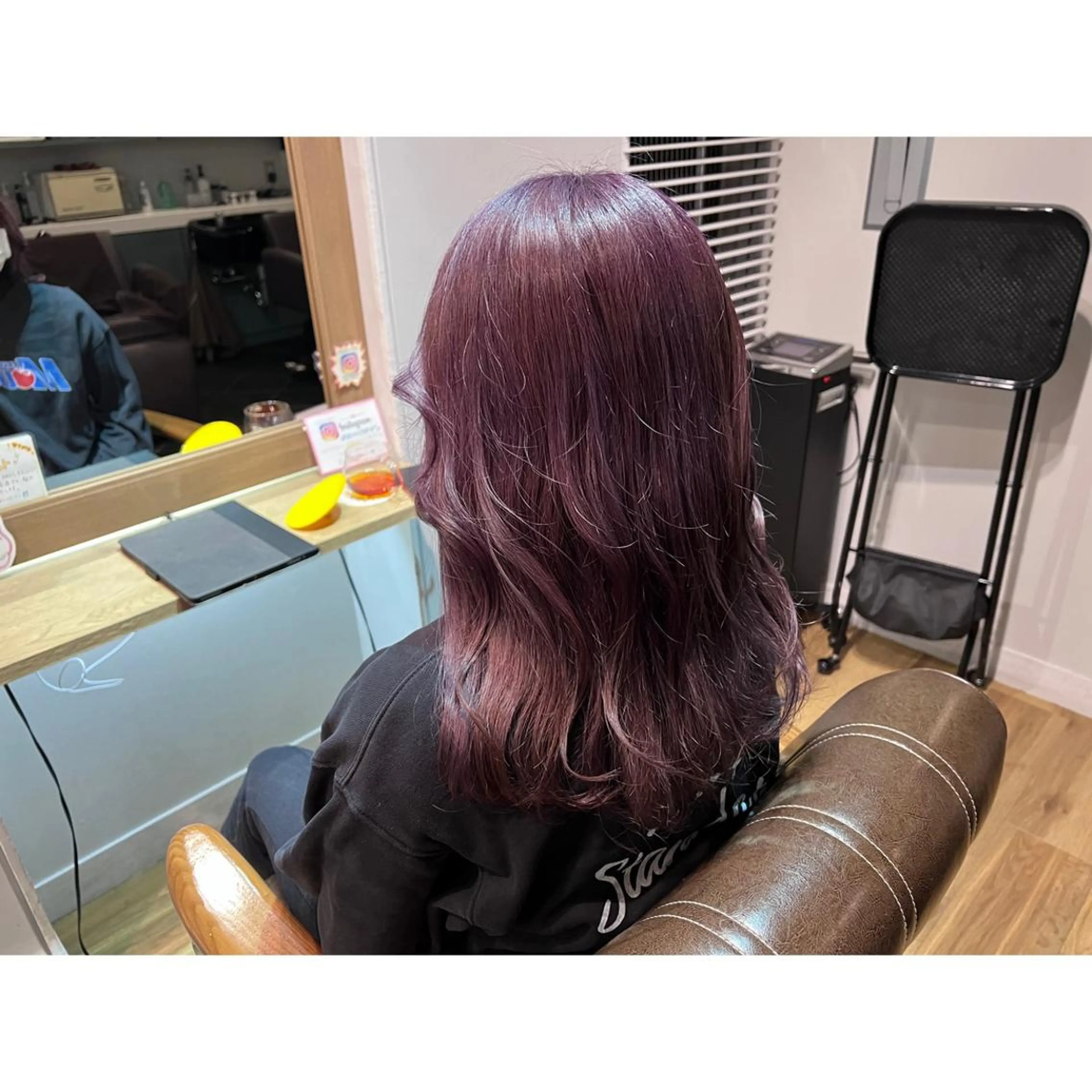 ロング カラー バイオレットカラー ヘアカラー トリートメント ツキダテ ユイのヘアスタイル