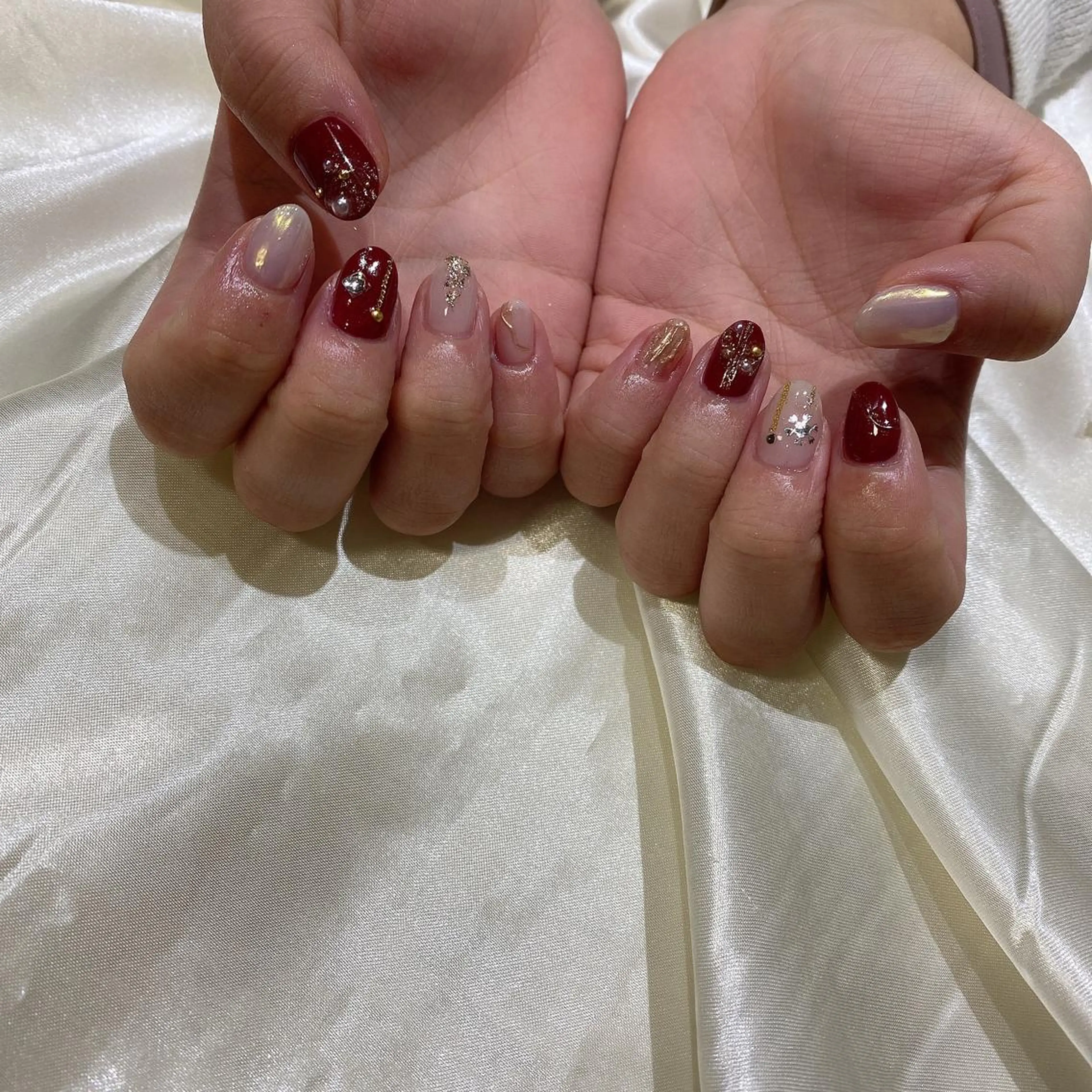 ネイル ハンドネイル 西岡 杏のネイルデザイン