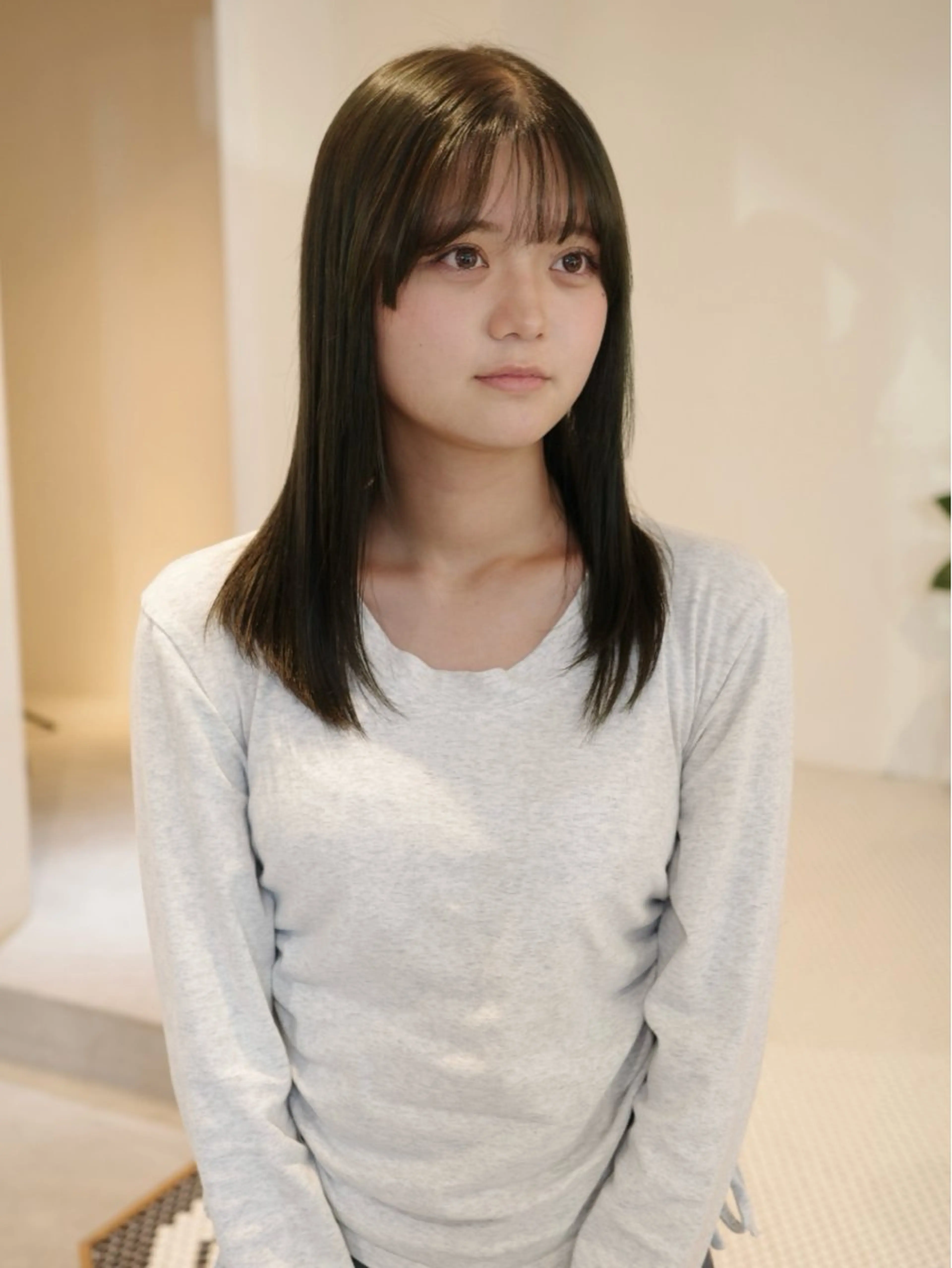 セミロング トリートメント カット ヘアカラー トリートメント (h)wim kikoのヘアスタイル